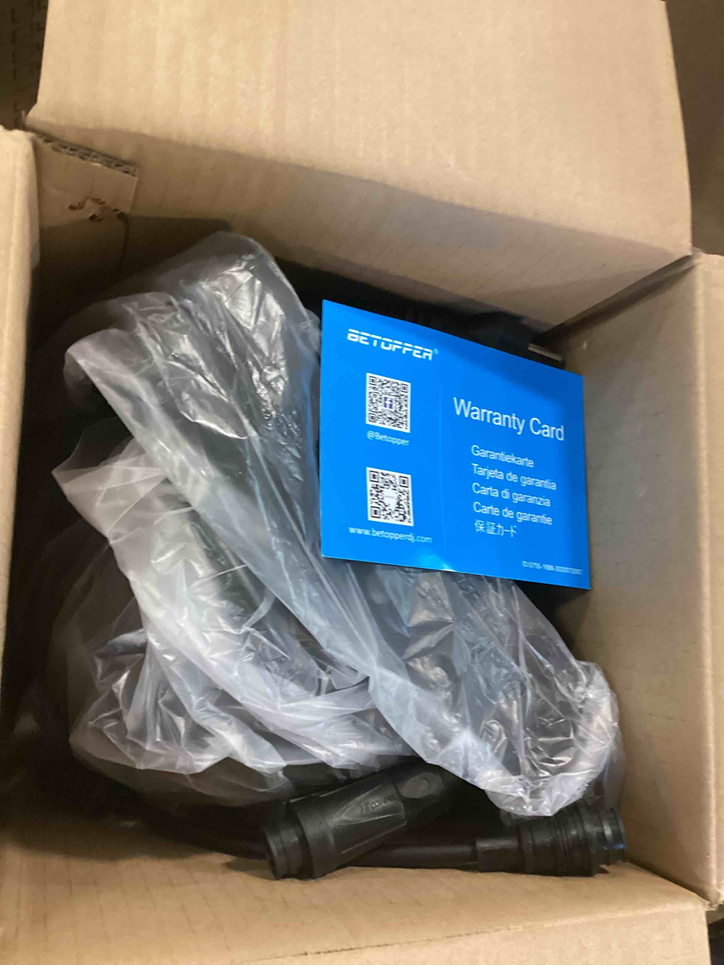 https://s3.amazonaws.com/lotting-images-prod/bidfta/TEA0224970_1726854776805.jpeg