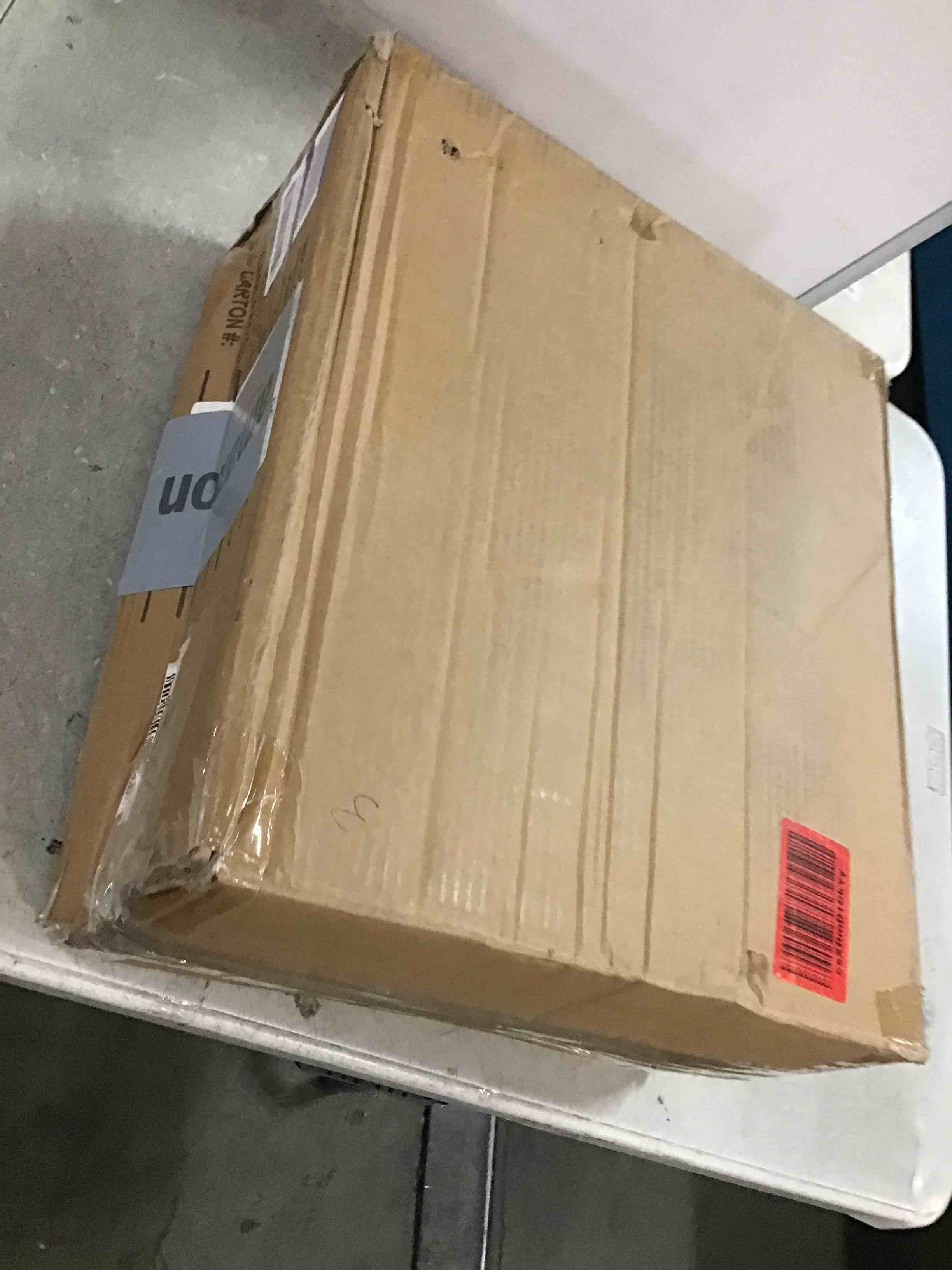 https://s3.amazonaws.com/lotting-images-prod/bidfta/TEA0226758_1727208440603.jpeg