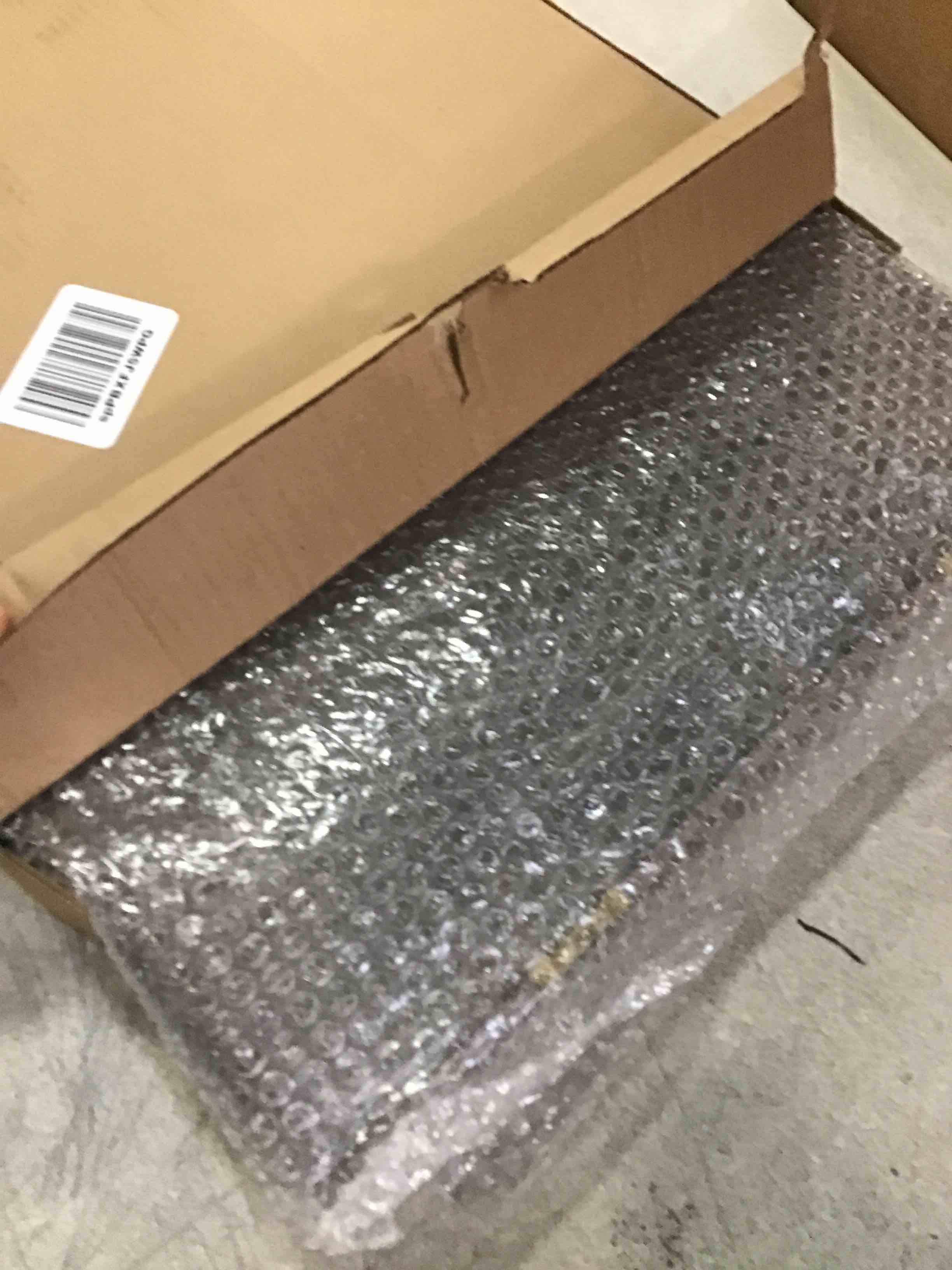 https://s3.amazonaws.com/lotting-images-prod/bidfta/TEA0227325_1727097148099.jpeg