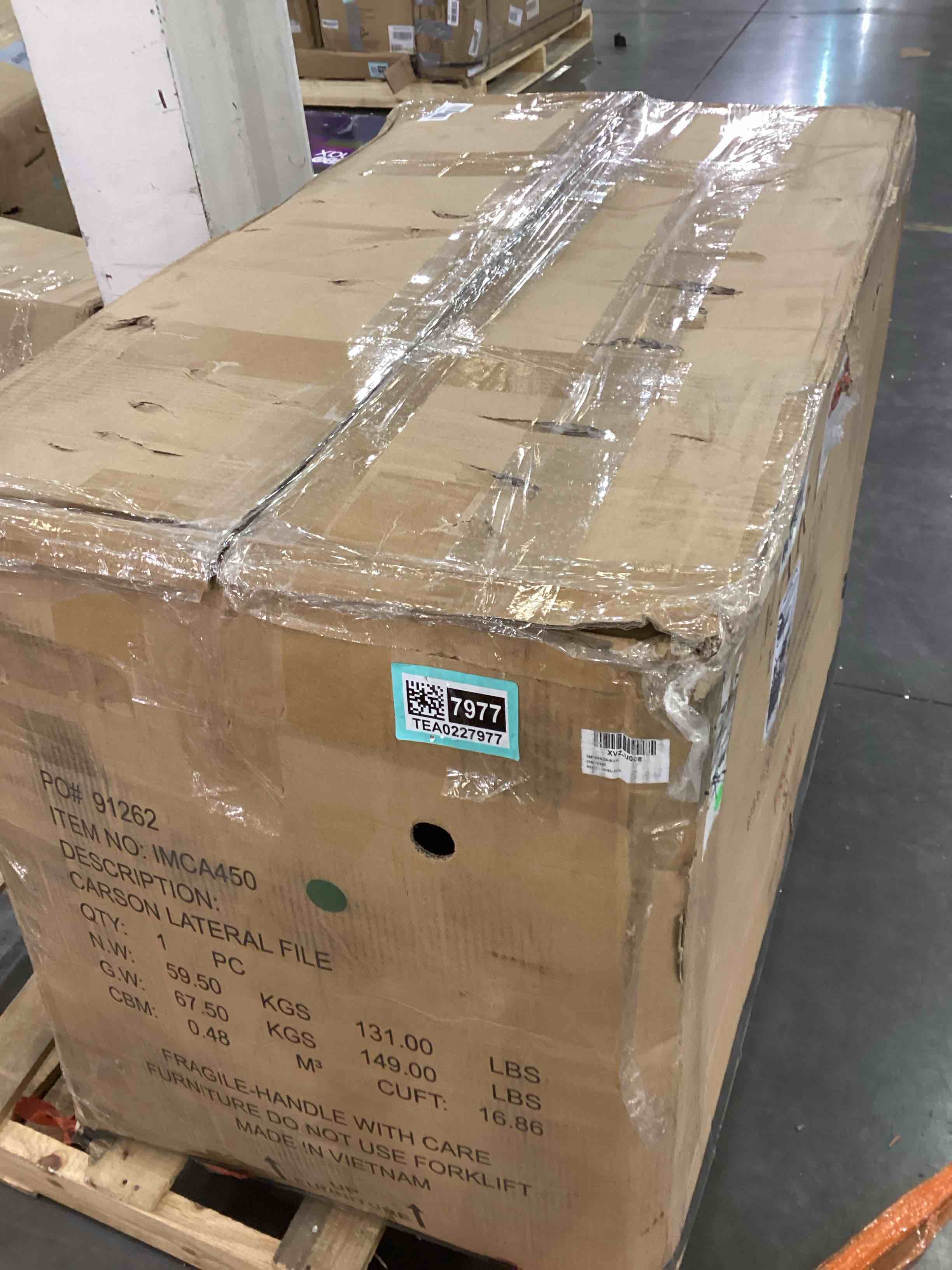 https://s3.amazonaws.com/lotting-images-prod/bidfta/TEA0227977_1726494968596.jpeg