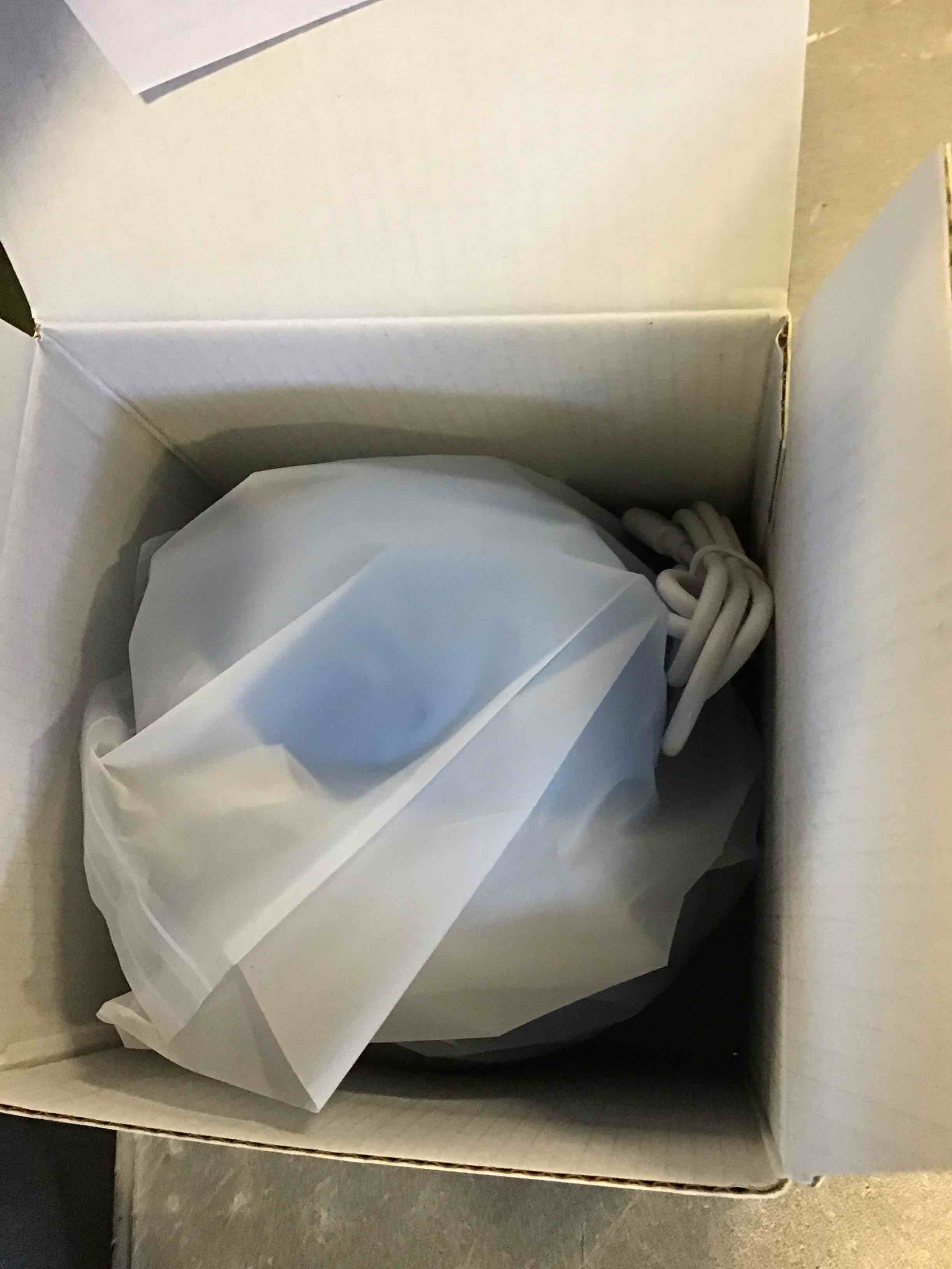 https://s3.amazonaws.com/lotting-images-prod/bidfta/TEA0229036_1727887085485.jpeg