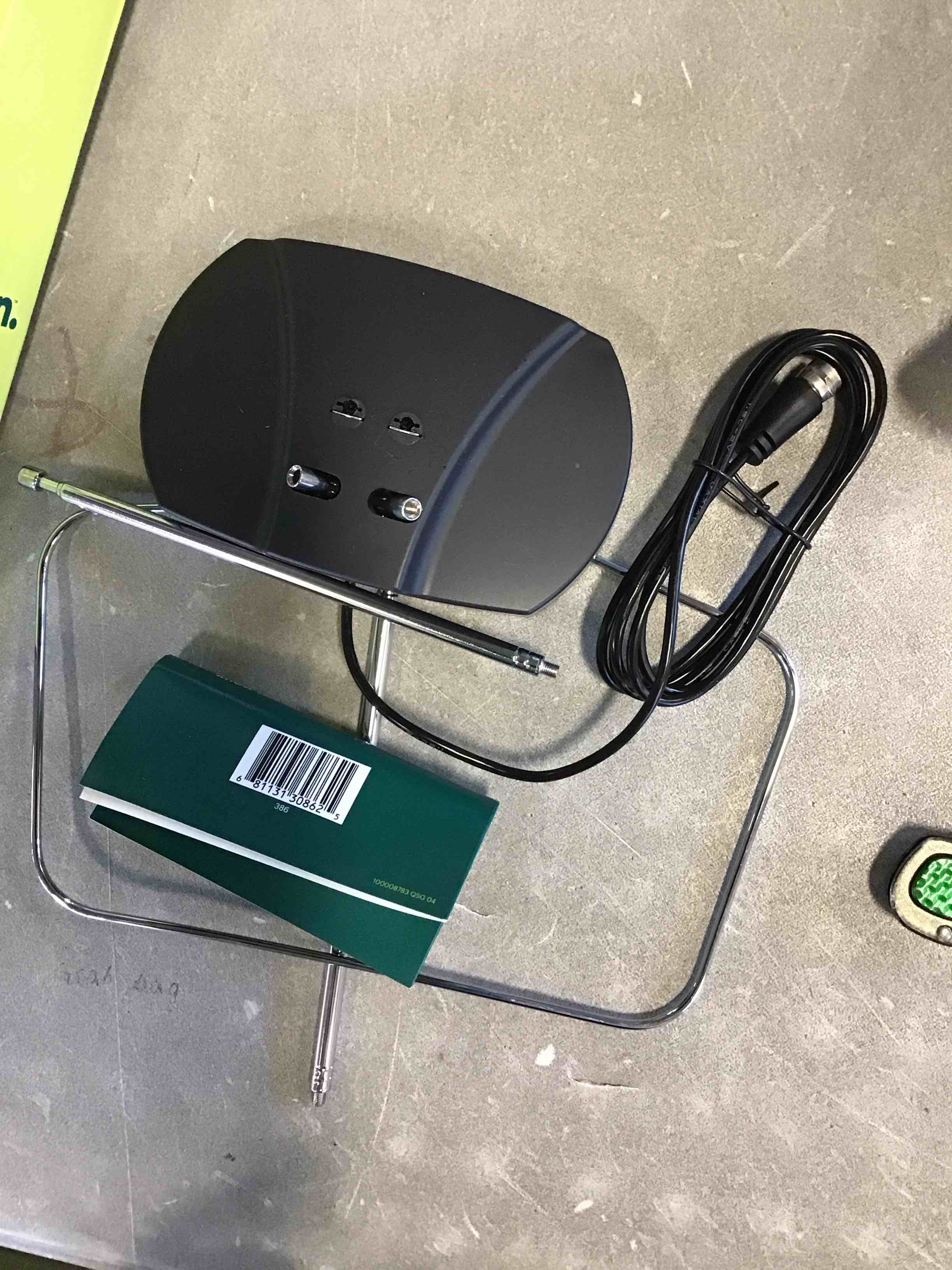 https://s3.amazonaws.com/lotting-images-prod/bidfta/TEA0229774_1728311185949.jpeg