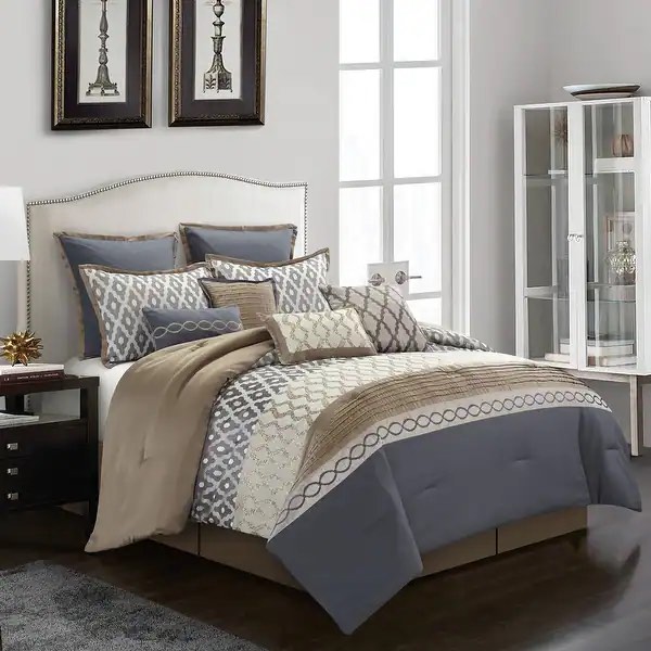 Nanshing Calvin Luxury Geometric Comforter Set