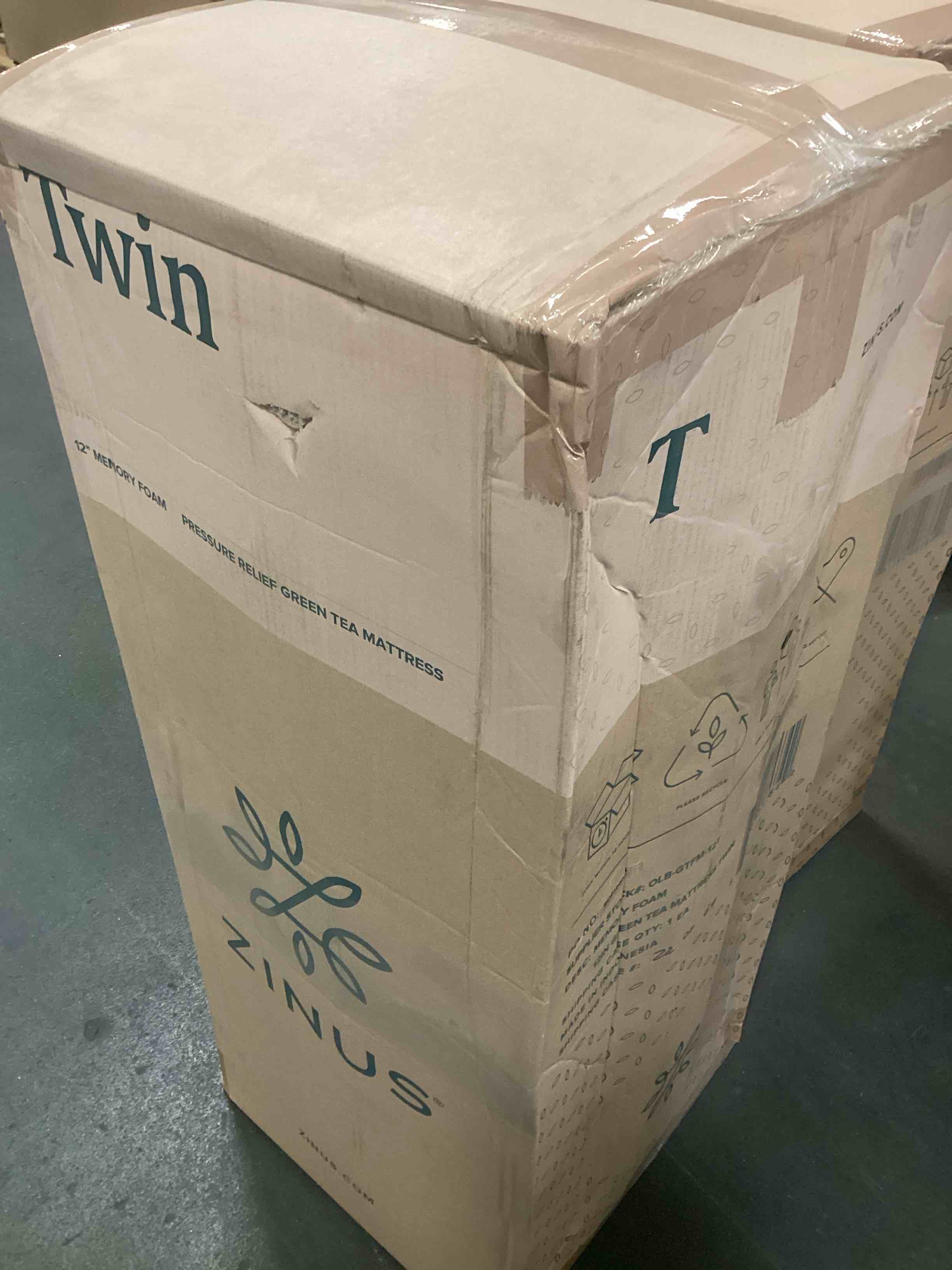 https://s3.amazonaws.com/lotting-images-prod/bidfta/TEA0231166_1728660505371.jpeg