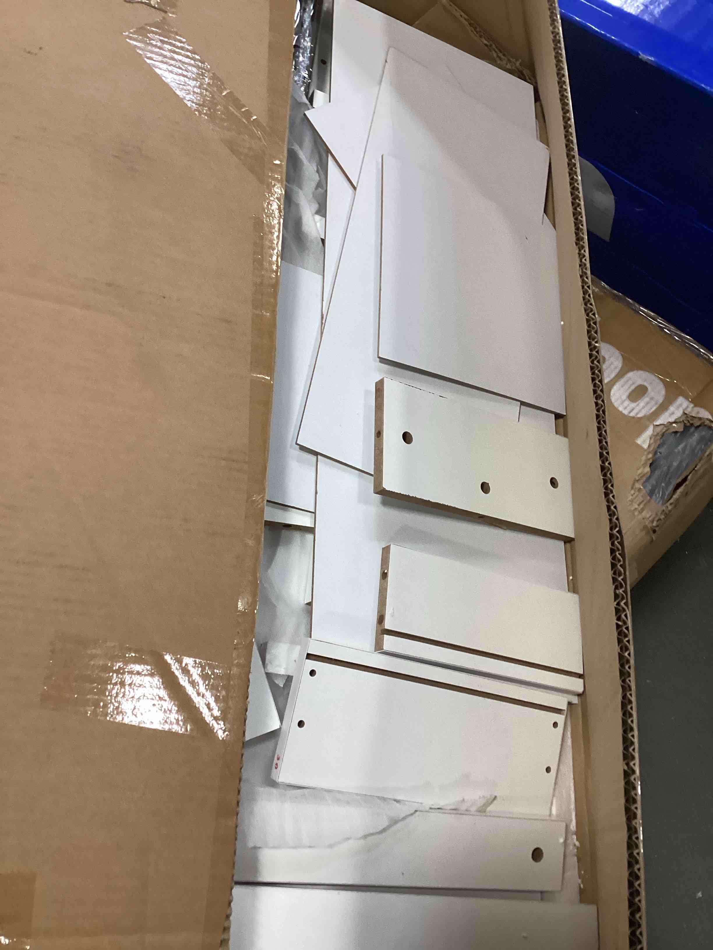 https://s3.amazonaws.com/lotting-images-prod/bidfta/TEA0231768_1728049438246.jpeg