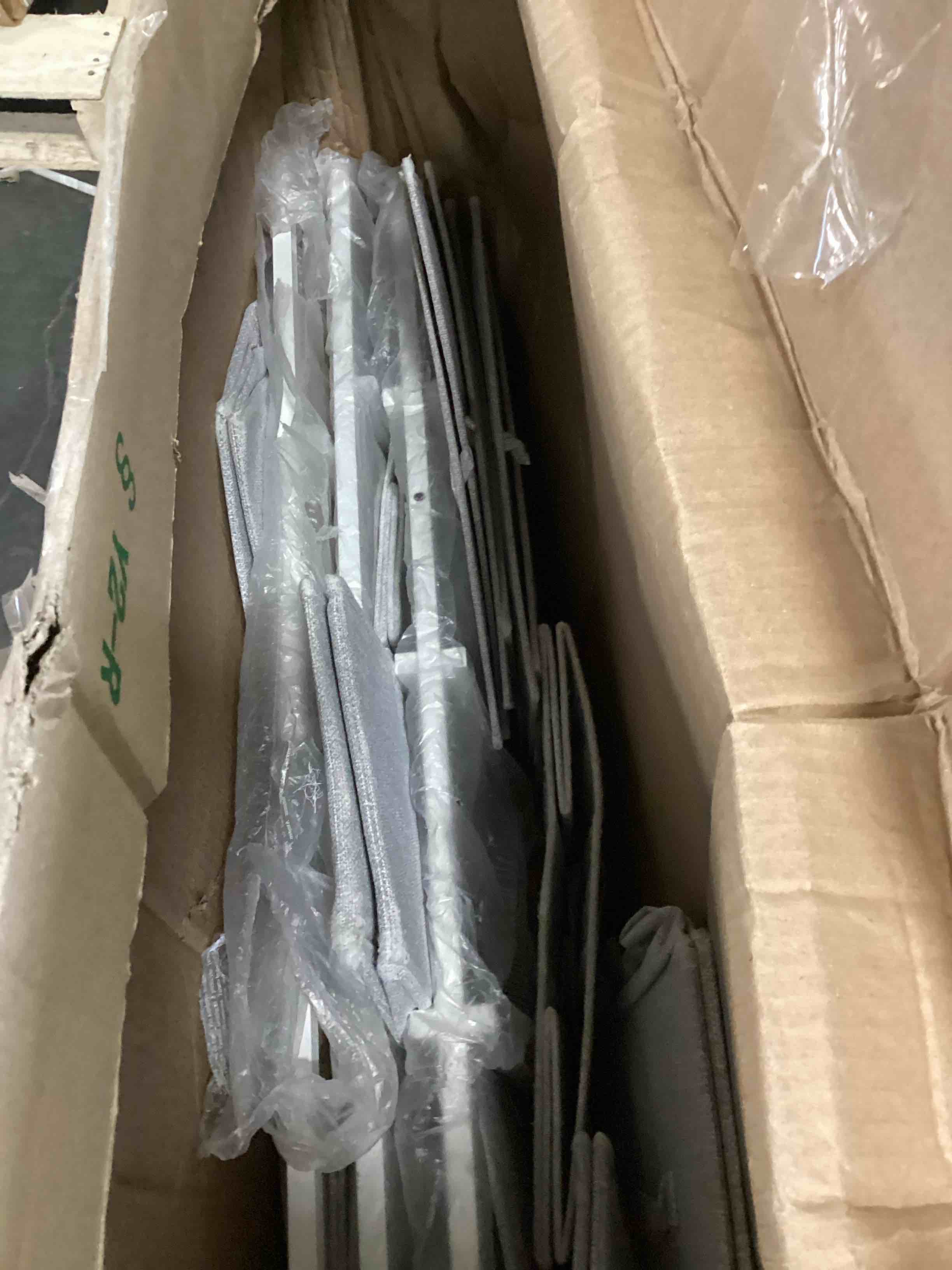 https://s3.amazonaws.com/lotting-images-prod/bidfta/TEA0231990_1727716577964.jpeg