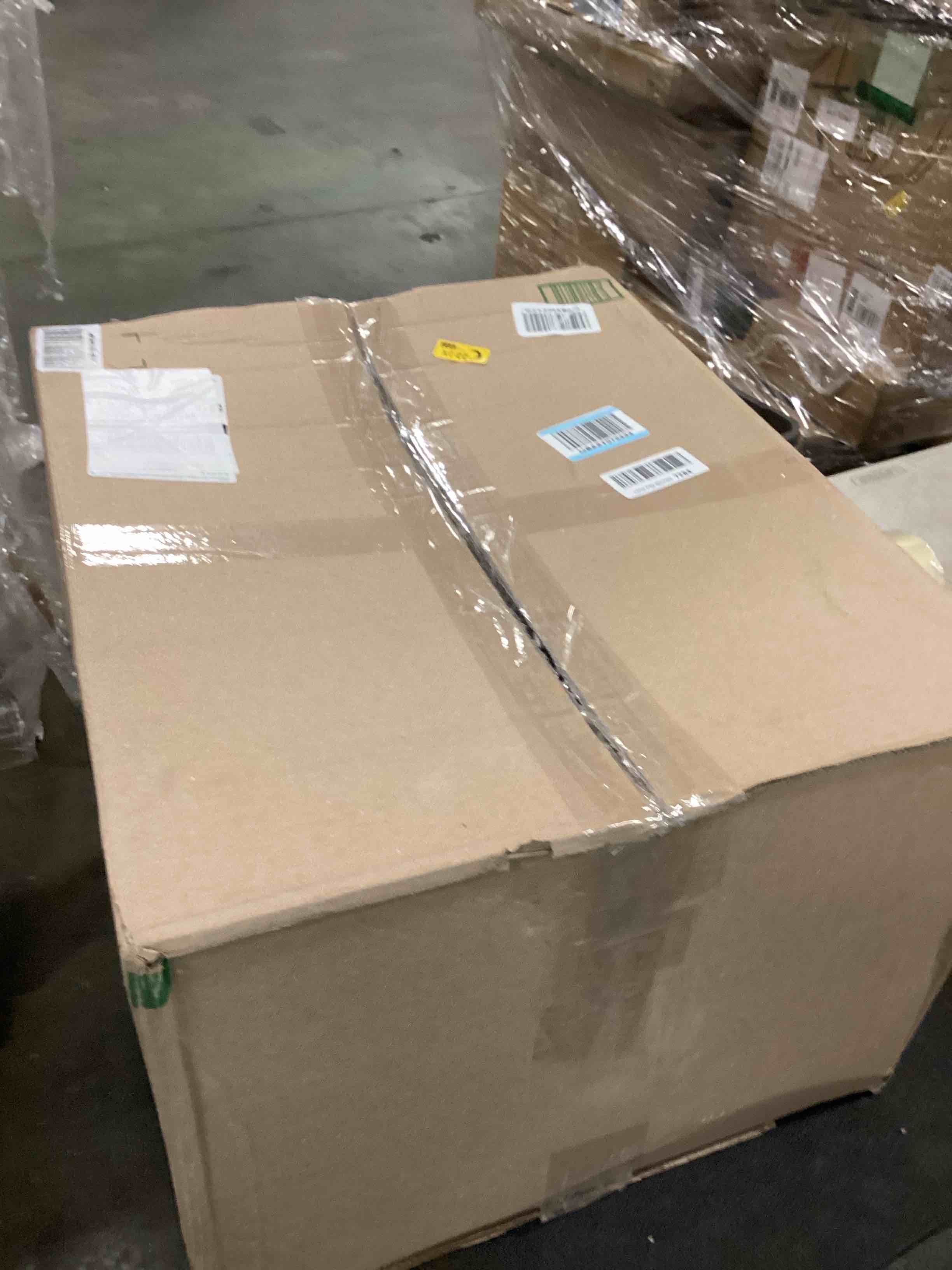 https://s3.amazonaws.com/lotting-images-prod/bidfta/TEA0236064_1728300689010.jpeg