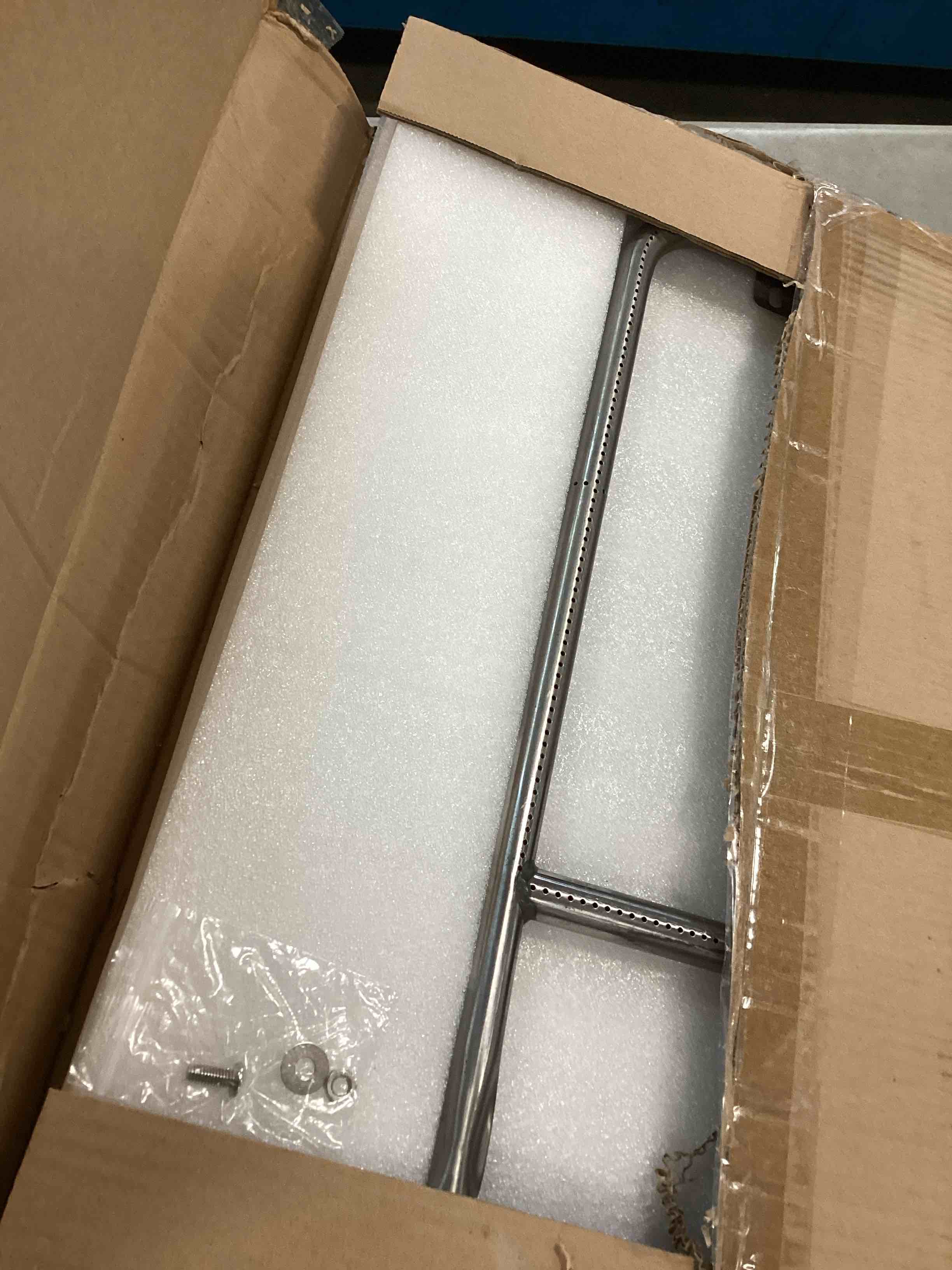 https://s3.amazonaws.com/lotting-images-prod/bidfta/TEA0236174_1728059332007.jpeg