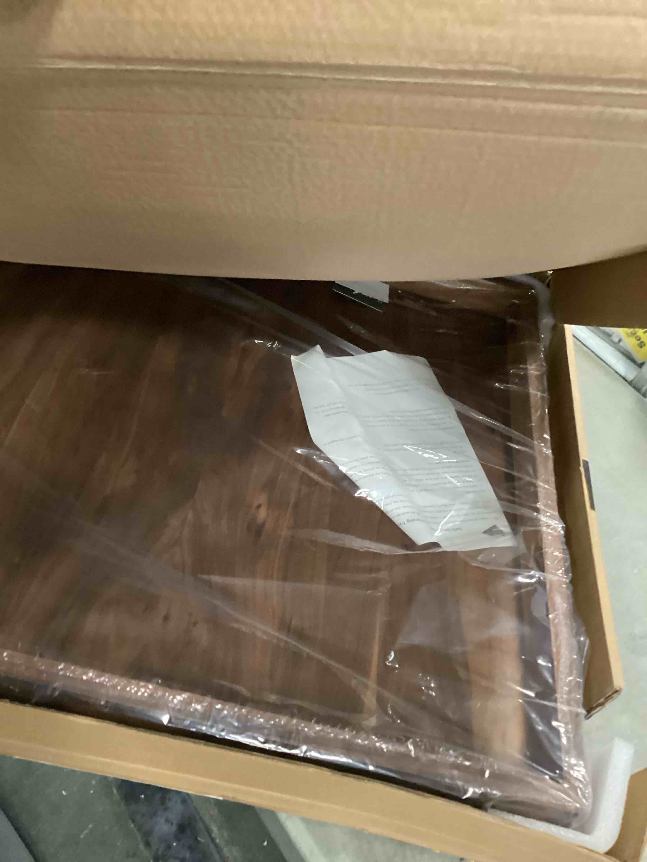 https://s3.amazonaws.com/lotting-images-prod/bidfta/TEA0236186_1728058388441.jpeg