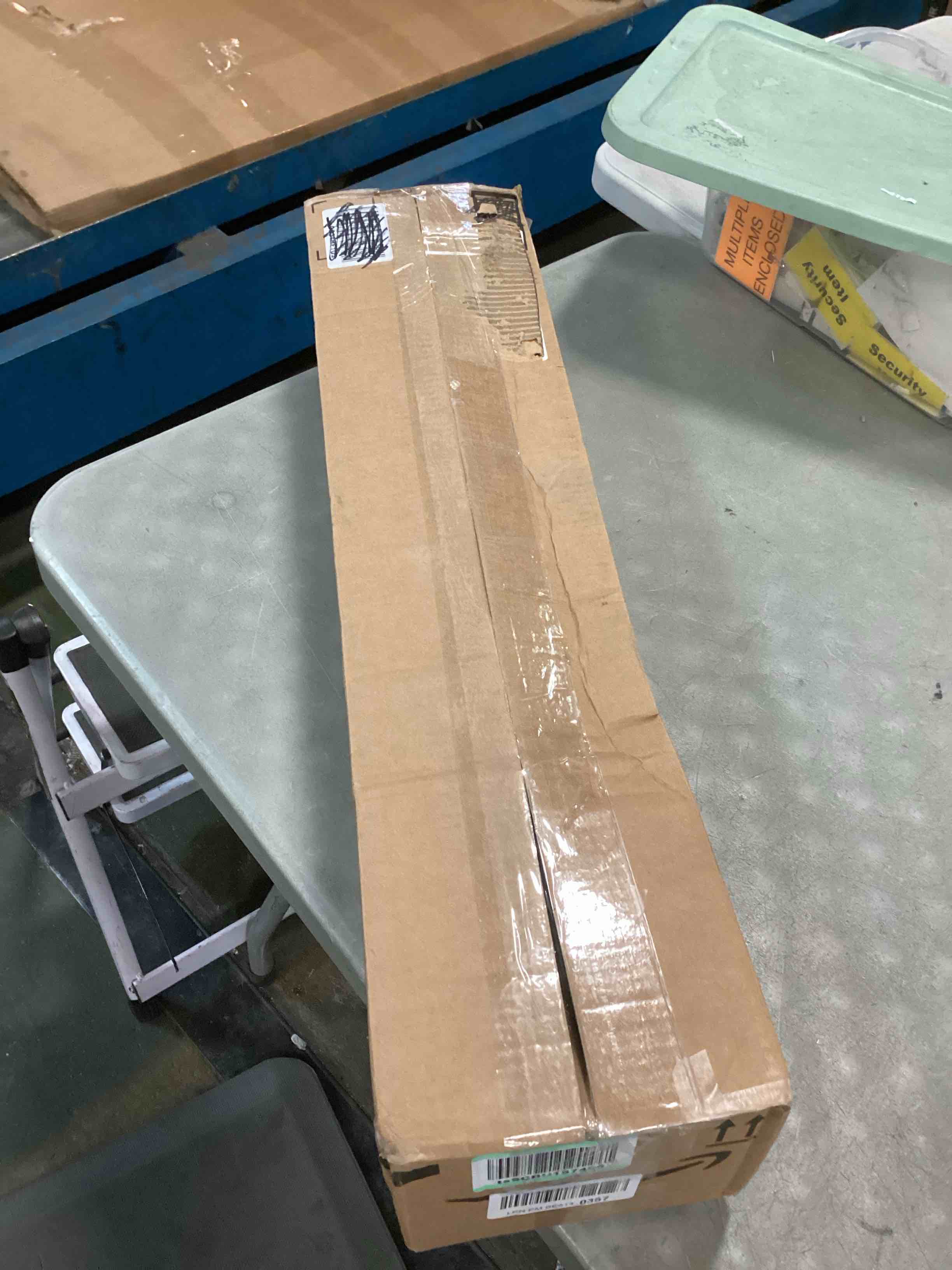 https://s3.amazonaws.com/lotting-images-prod/bidfta/TEA0236329_1728045772439.jpeg