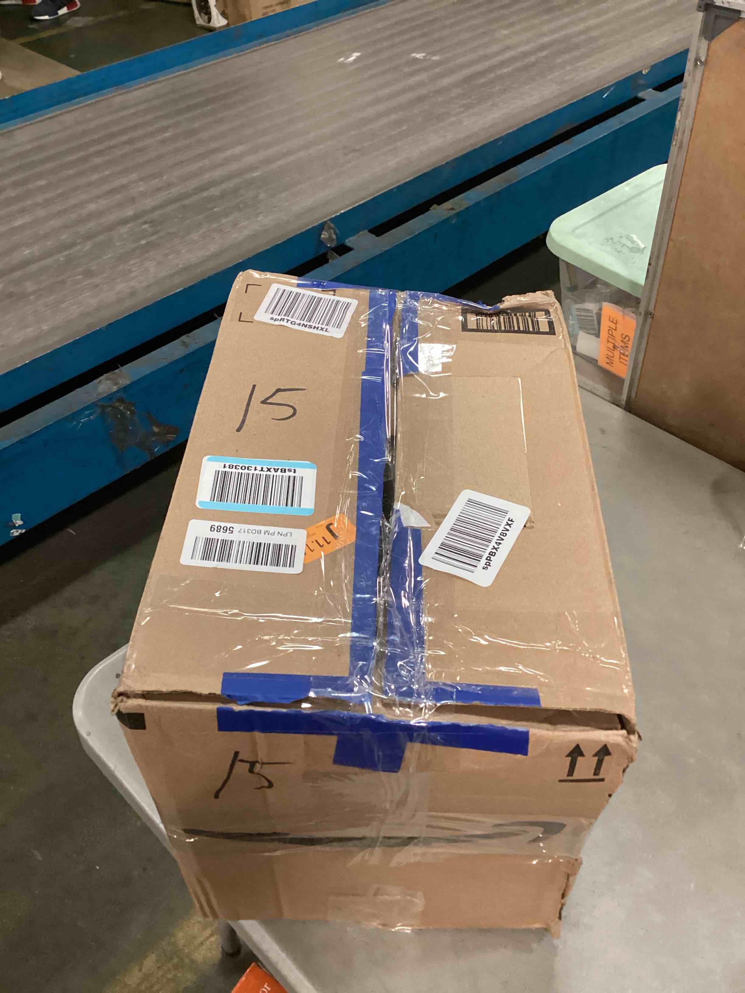 https://s3.amazonaws.com/lotting-images-prod/bidfta/TEA0237309_1727700378962.jpeg