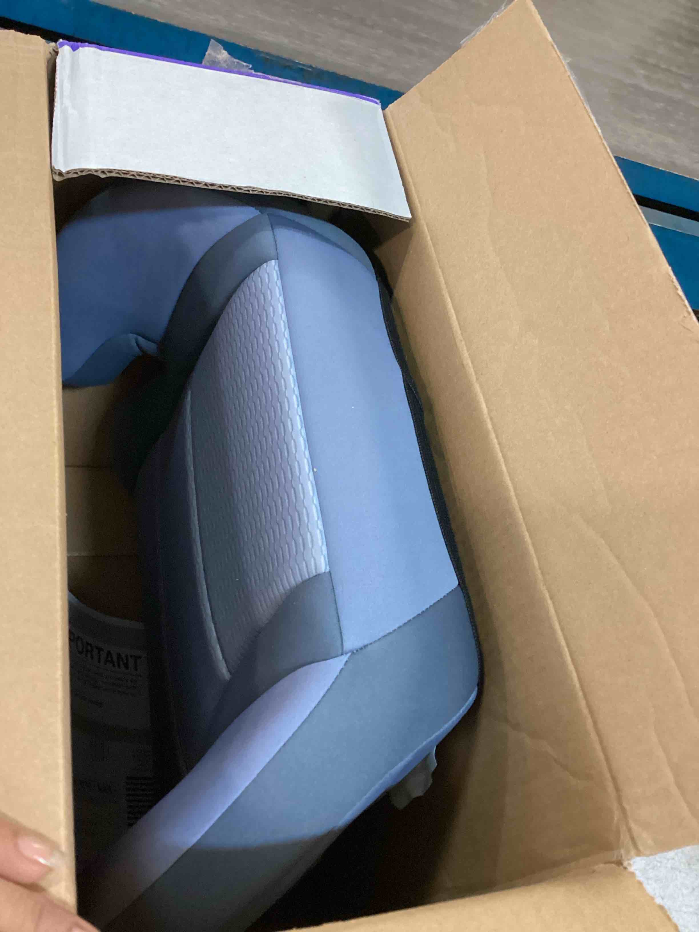 https://s3.amazonaws.com/lotting-images-prod/bidfta/TEA0237850_1727364635577.jpeg
