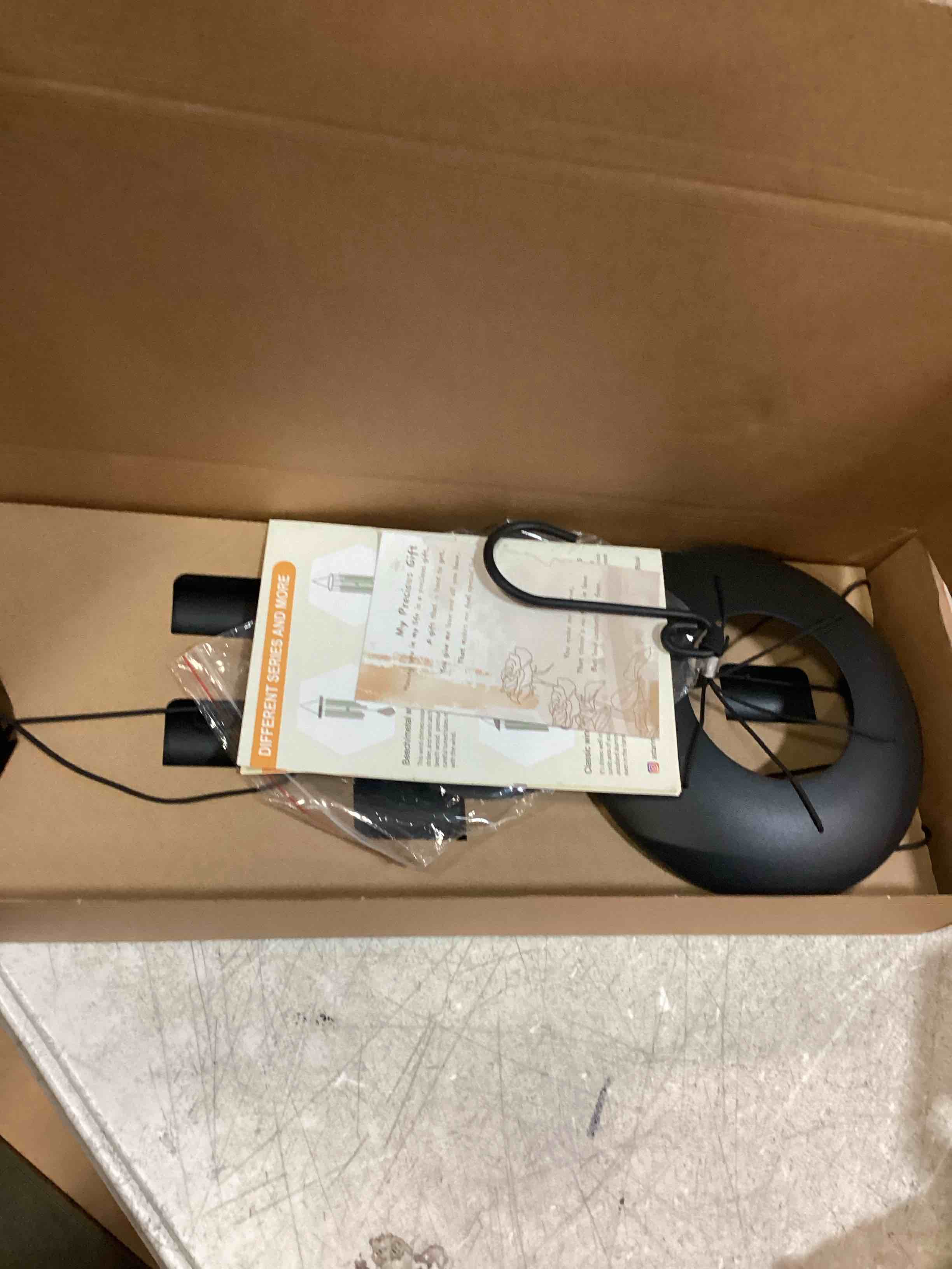 https://s3.amazonaws.com/lotting-images-prod/bidfta/TEA0237953_1727355020676.jpeg