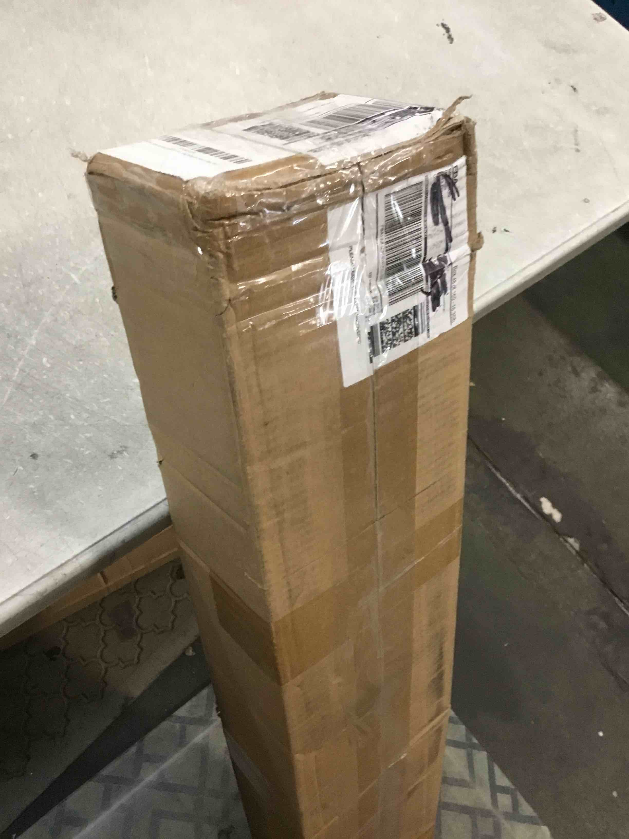 https://s3.amazonaws.com/lotting-images-prod/bidfta/TEA0238045_1728047970244.jpeg