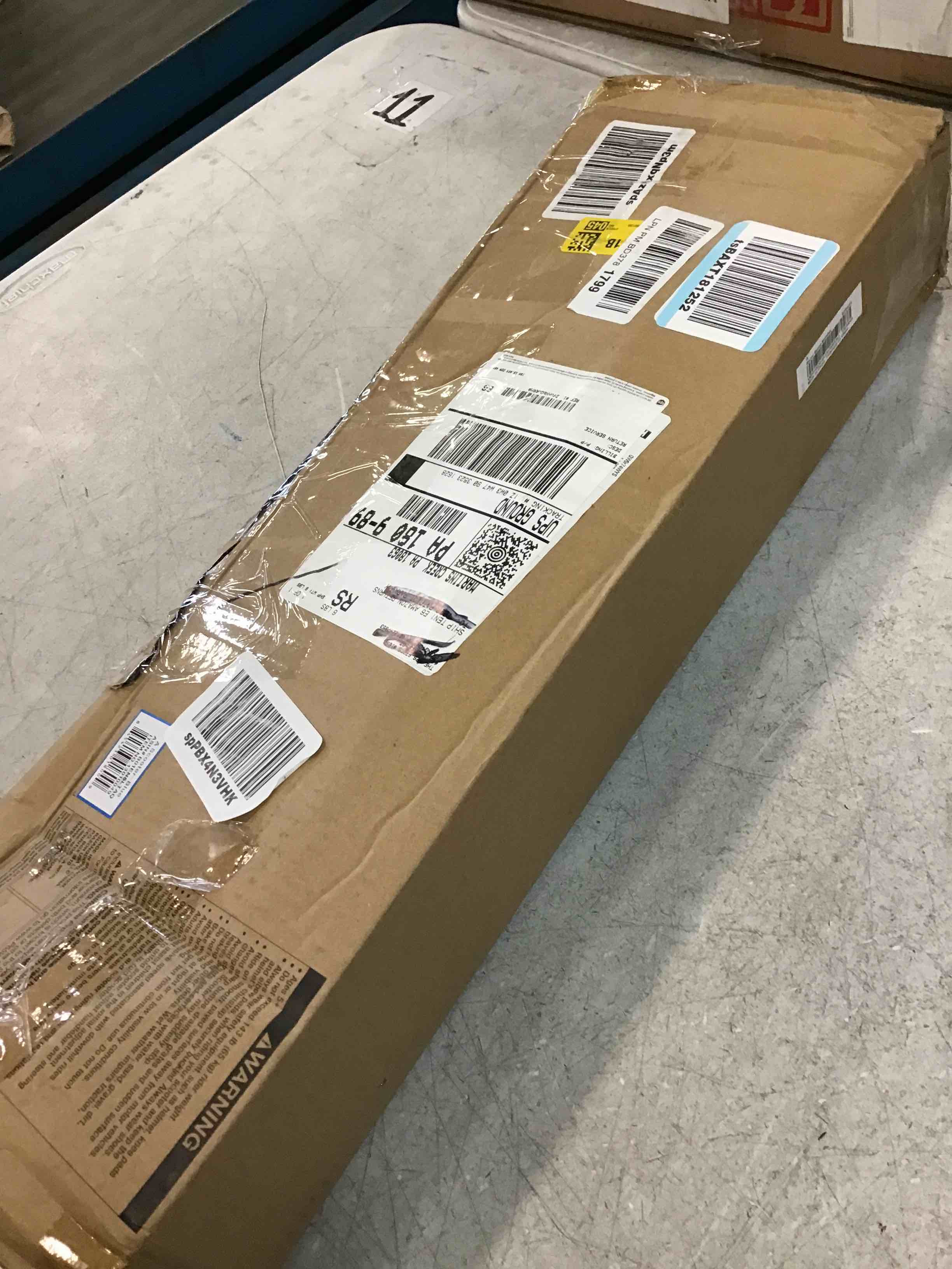 https://s3.amazonaws.com/lotting-images-prod/bidfta/TEA0238251_1727963480504.jpeg