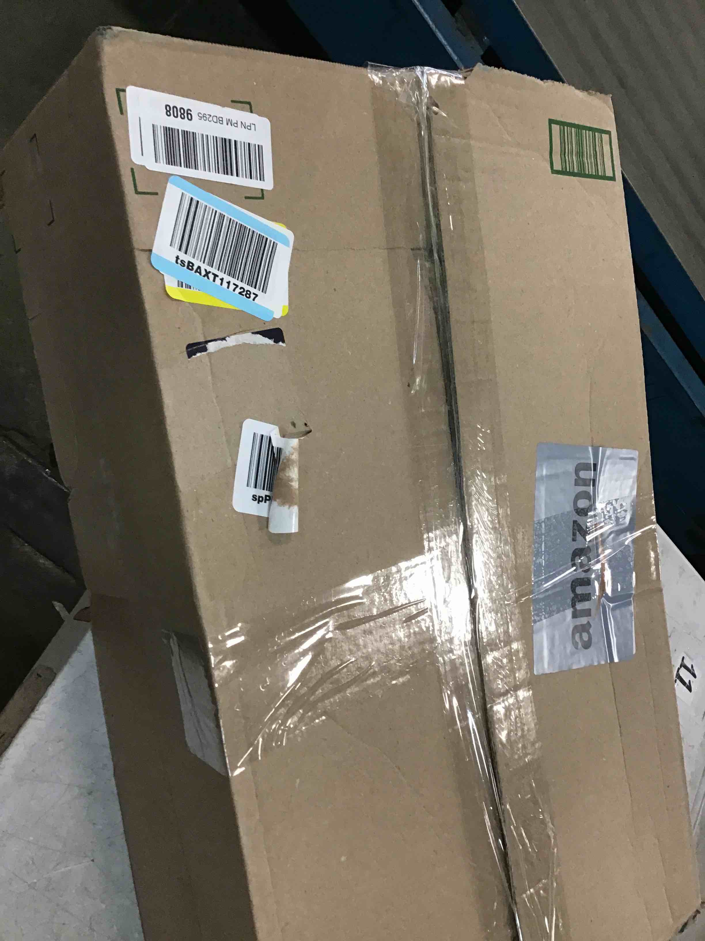https://s3.amazonaws.com/lotting-images-prod/bidfta/TEA0238272_1727962121936.jpeg