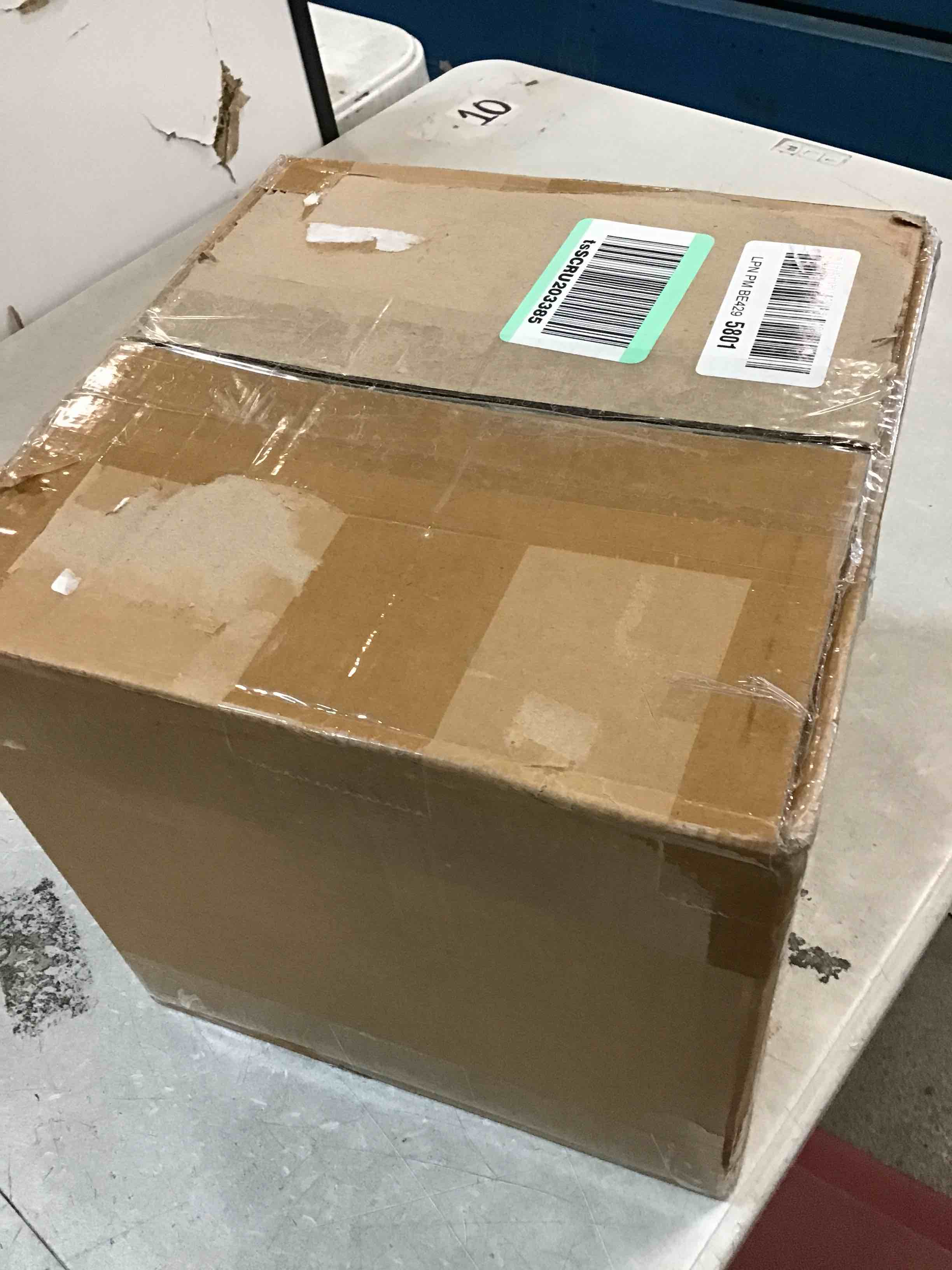 https://s3.amazonaws.com/lotting-images-prod/bidfta/TEA0238497_1727876686383.jpeg