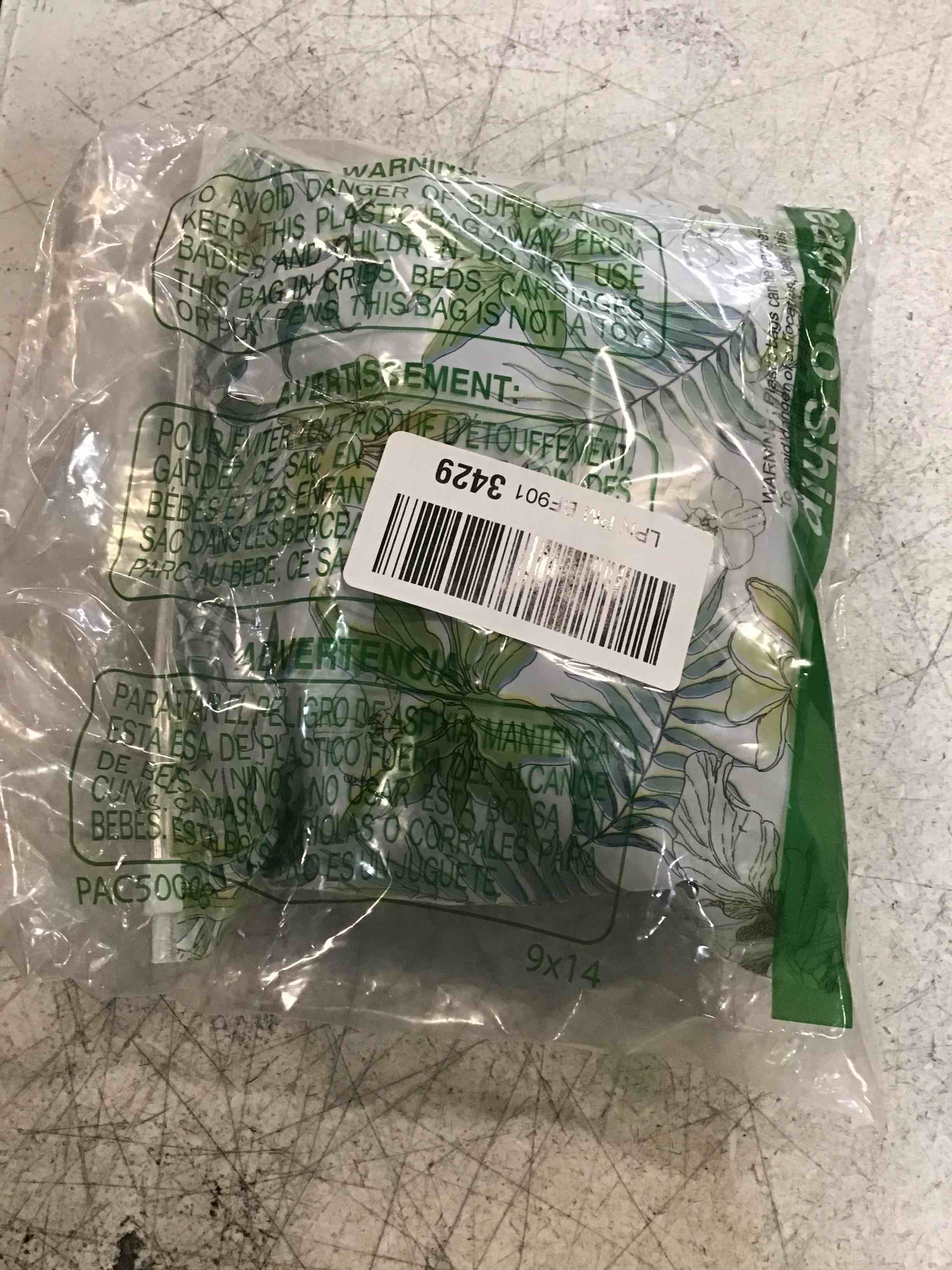 https://s3.amazonaws.com/lotting-images-prod/bidfta/TEA0238641_1727799408504.jpeg