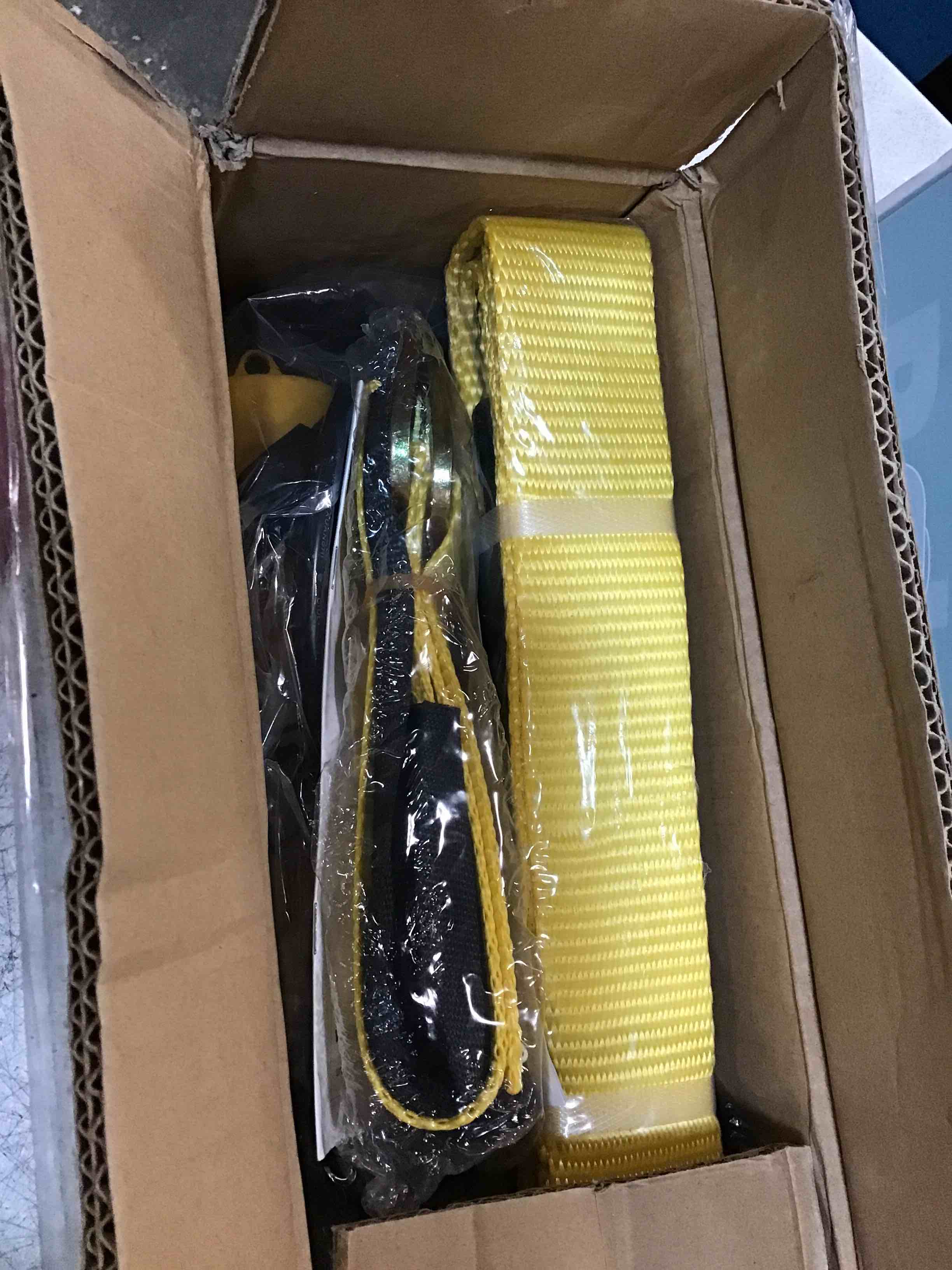 https://s3.amazonaws.com/lotting-images-prod/bidfta/TEA0238758_1727787856357.jpeg