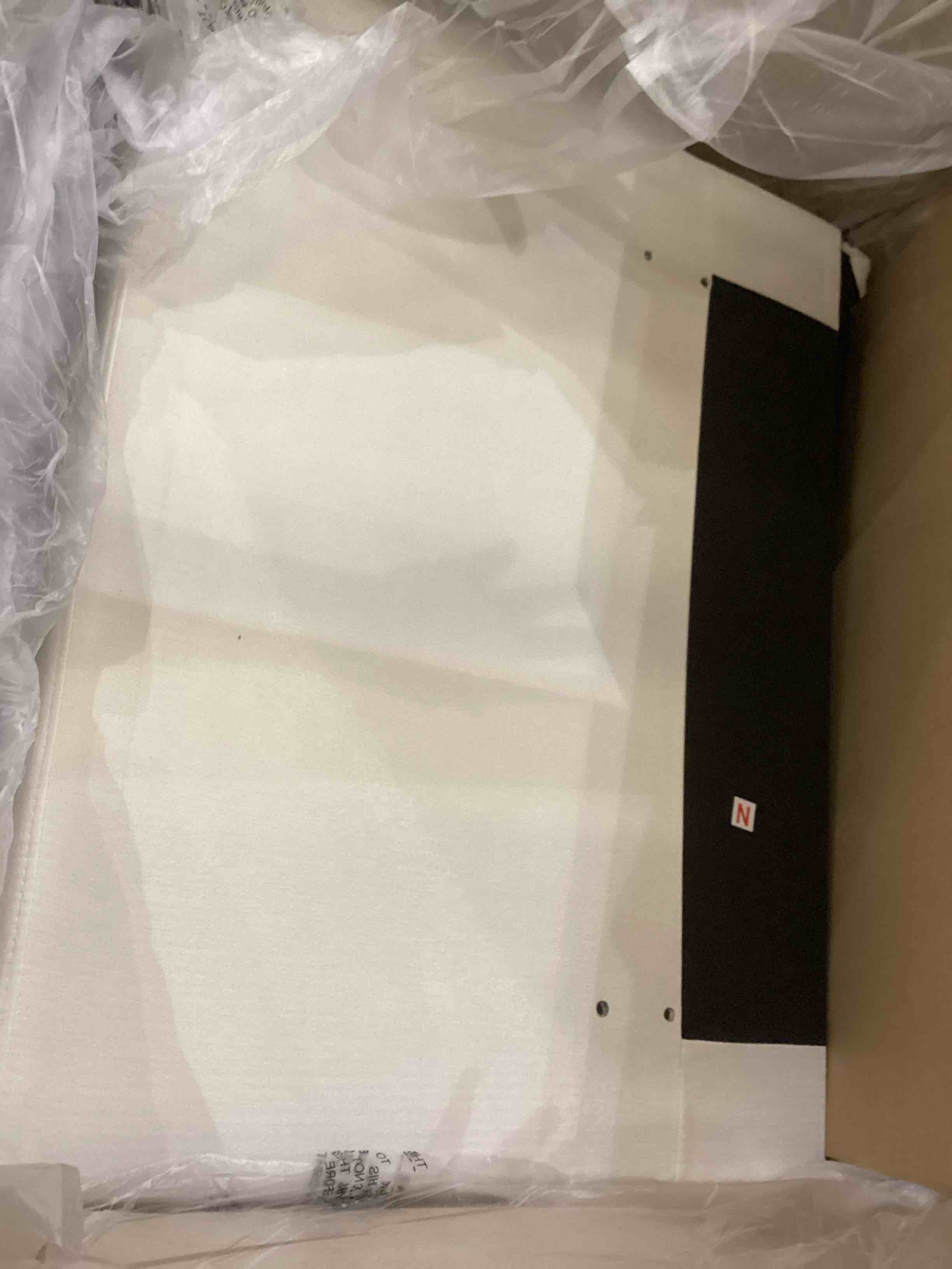 https://s3.amazonaws.com/lotting-images-prod/bidfta/TEA0239710_1726753536624.jpeg