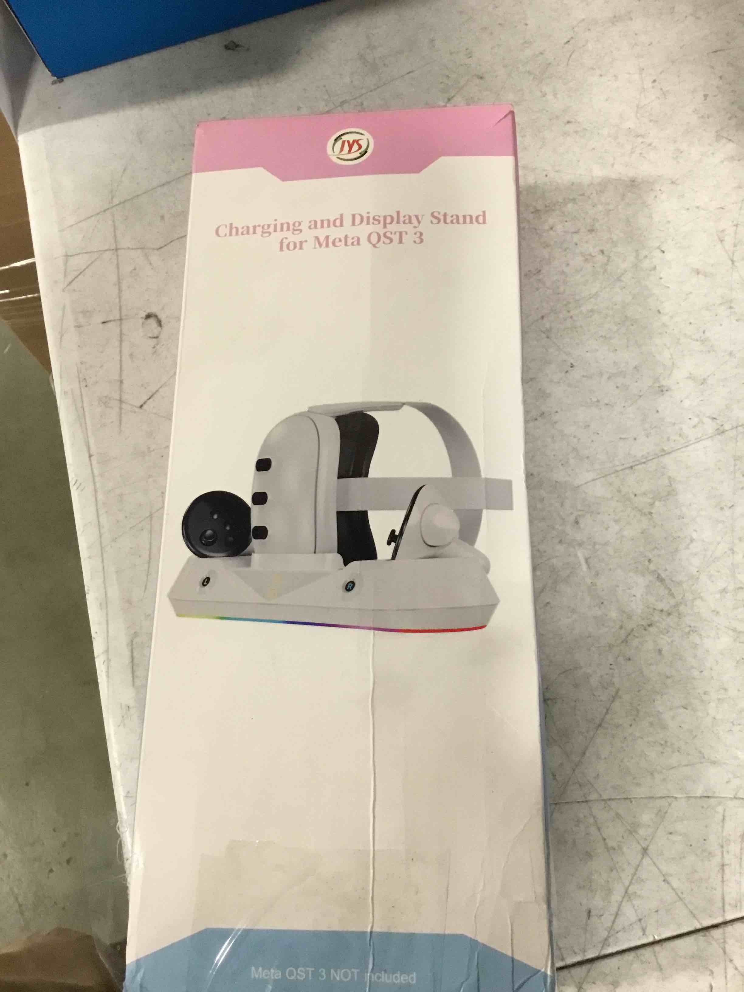 https://s3.amazonaws.com/lotting-images-prod/bidfta/TEA0240939_1726544832639.jpeg