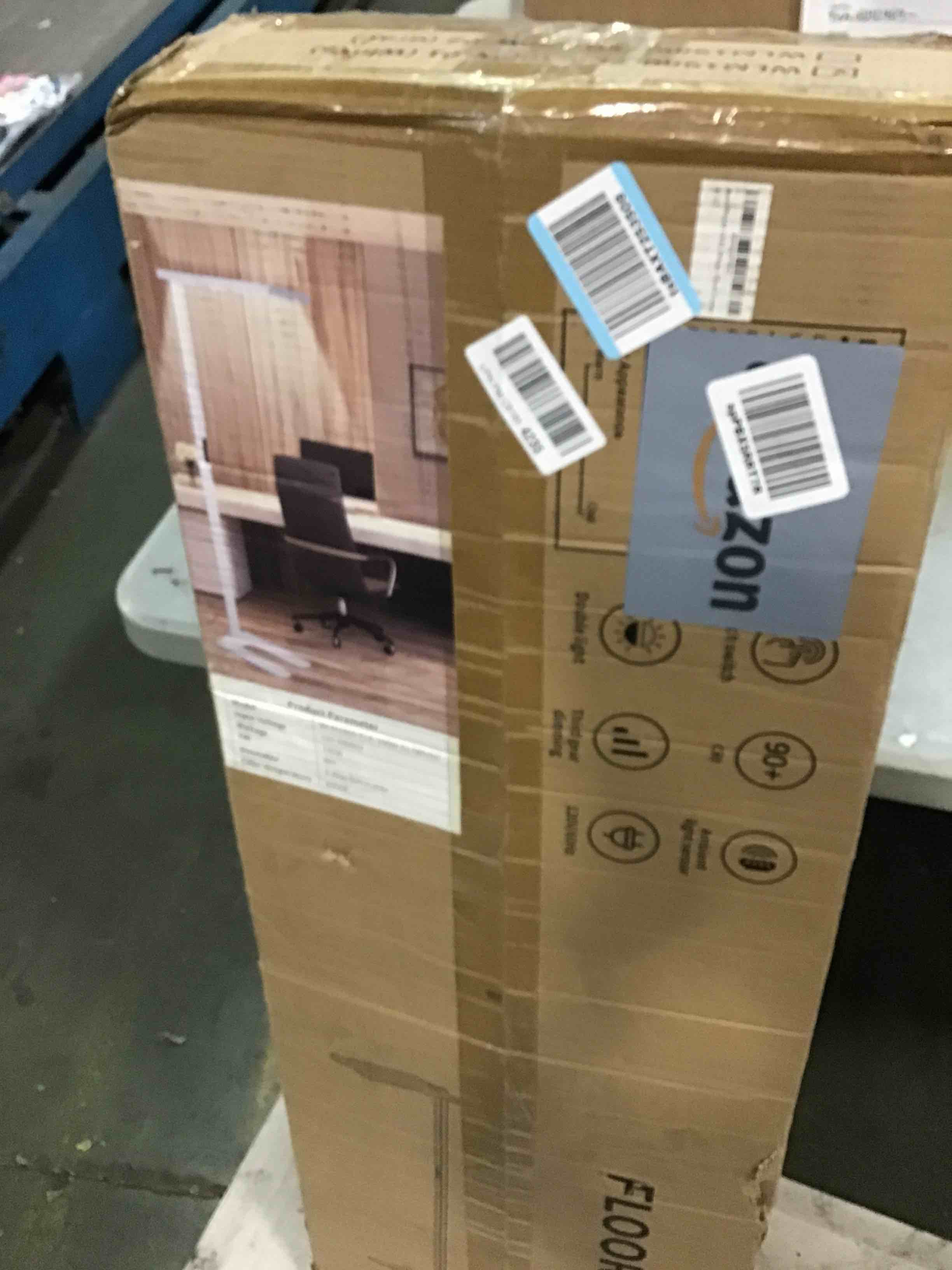https://s3.amazonaws.com/lotting-images-prod/bidfta/TEA0242242_1727410641637.jpeg