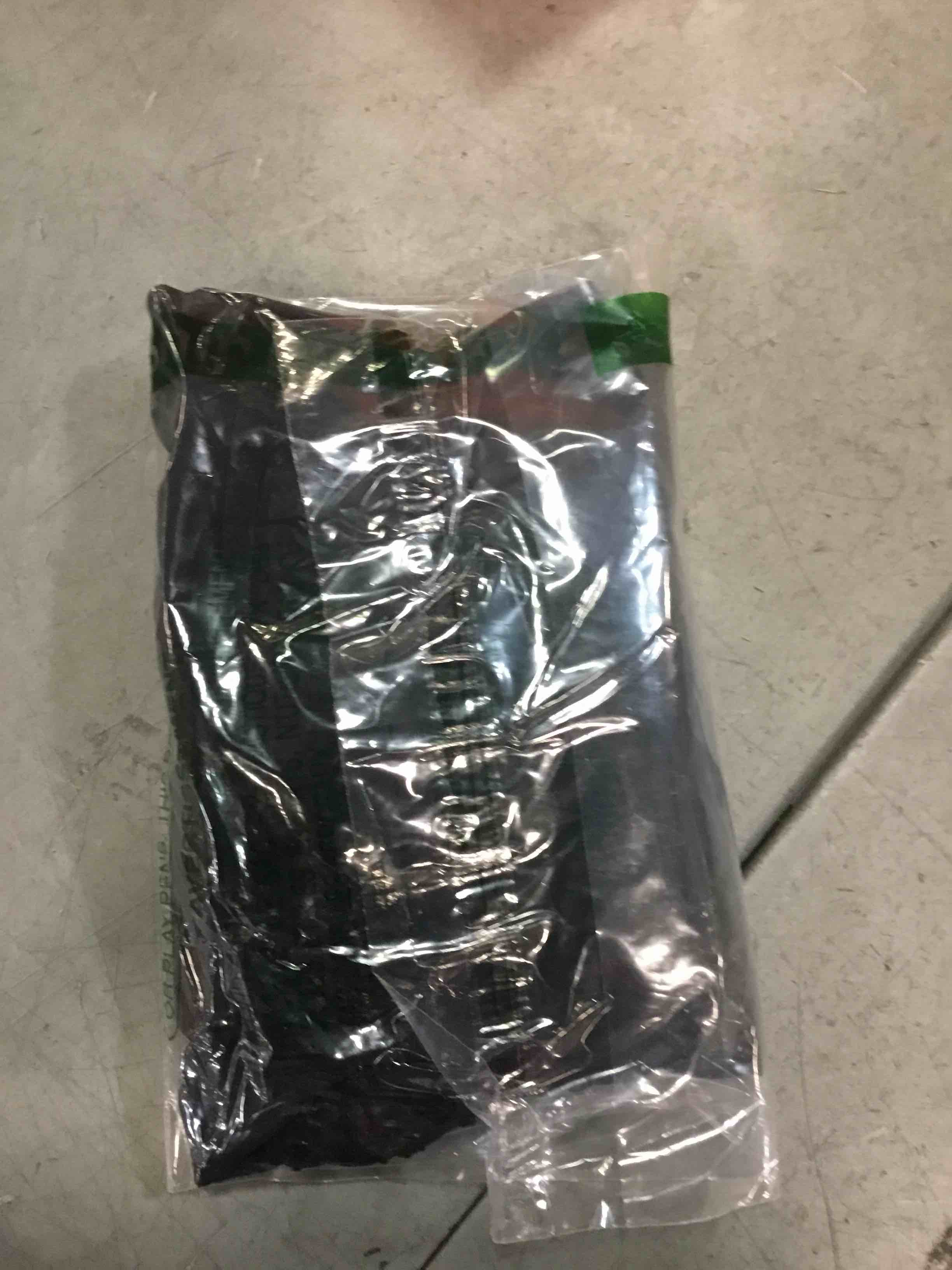https://s3.amazonaws.com/lotting-images-prod/bidfta/TEA0242401_1727391170072.jpeg