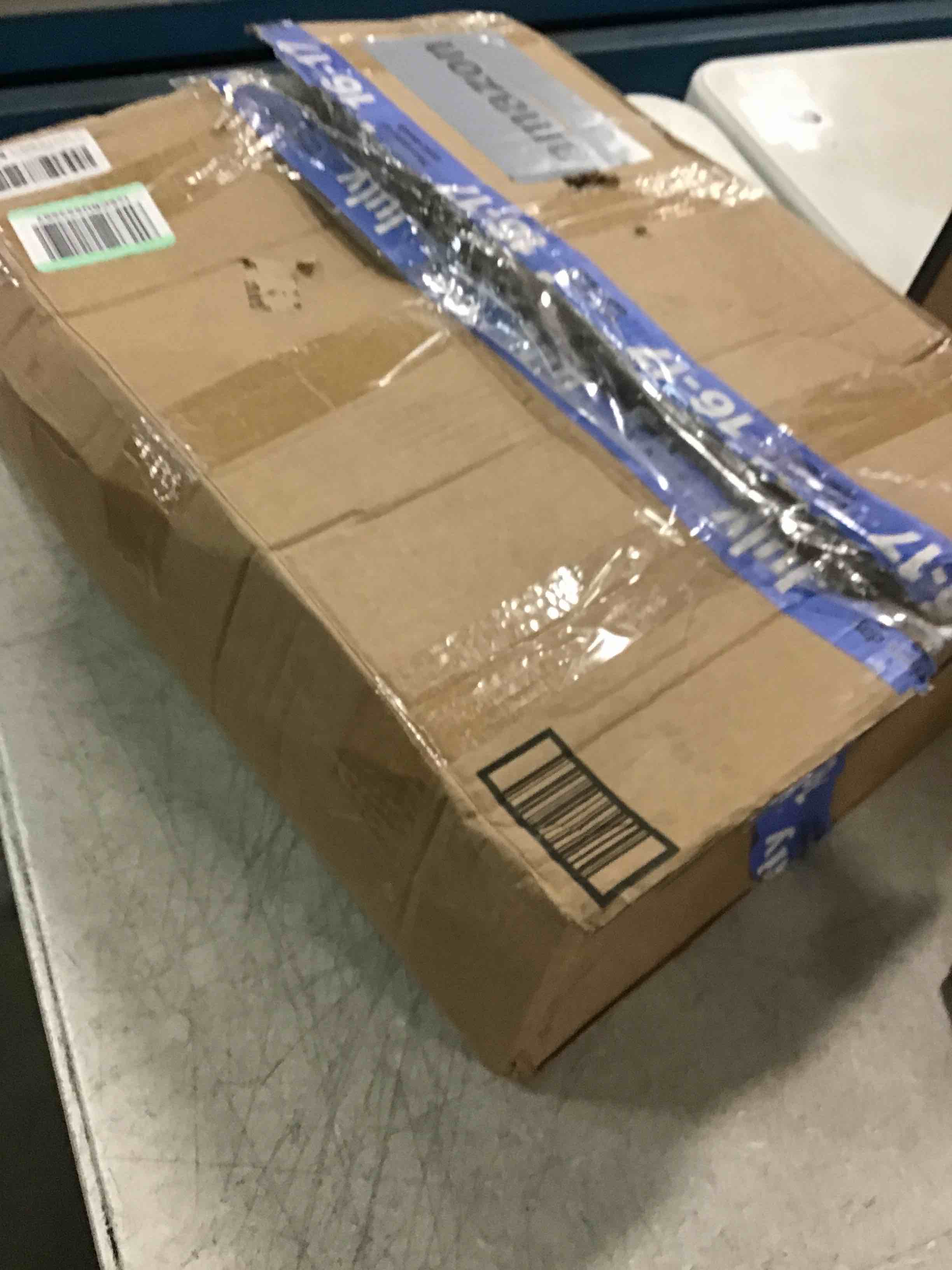 https://s3.amazonaws.com/lotting-images-prod/bidfta/TEA0244127_1727222553075.jpeg