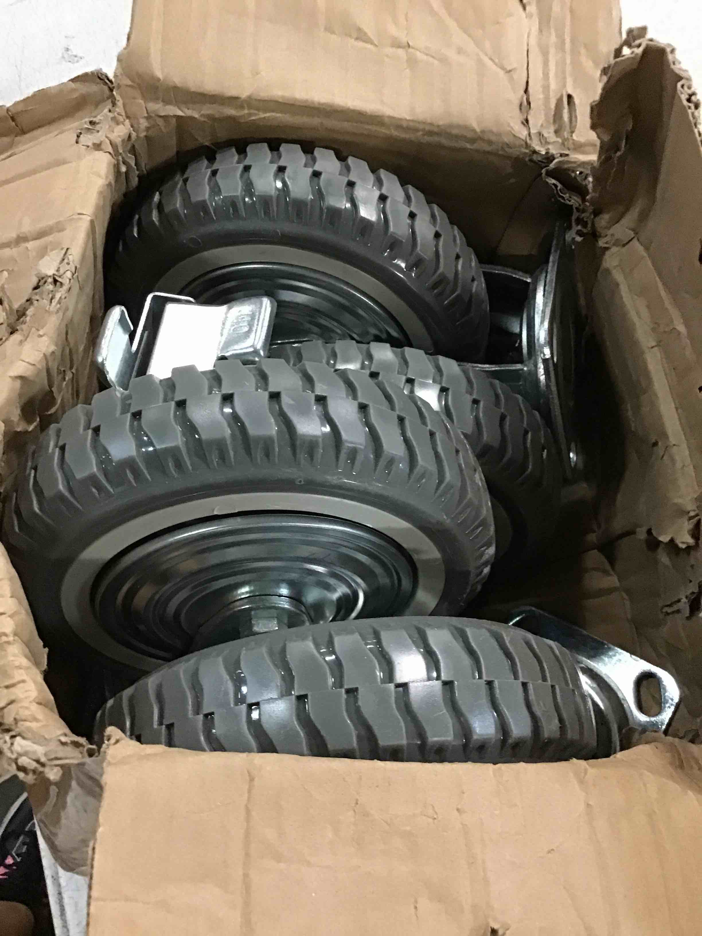 https://s3.amazonaws.com/lotting-images-prod/bidfta/TEA0244169_1727154450971.jpeg
