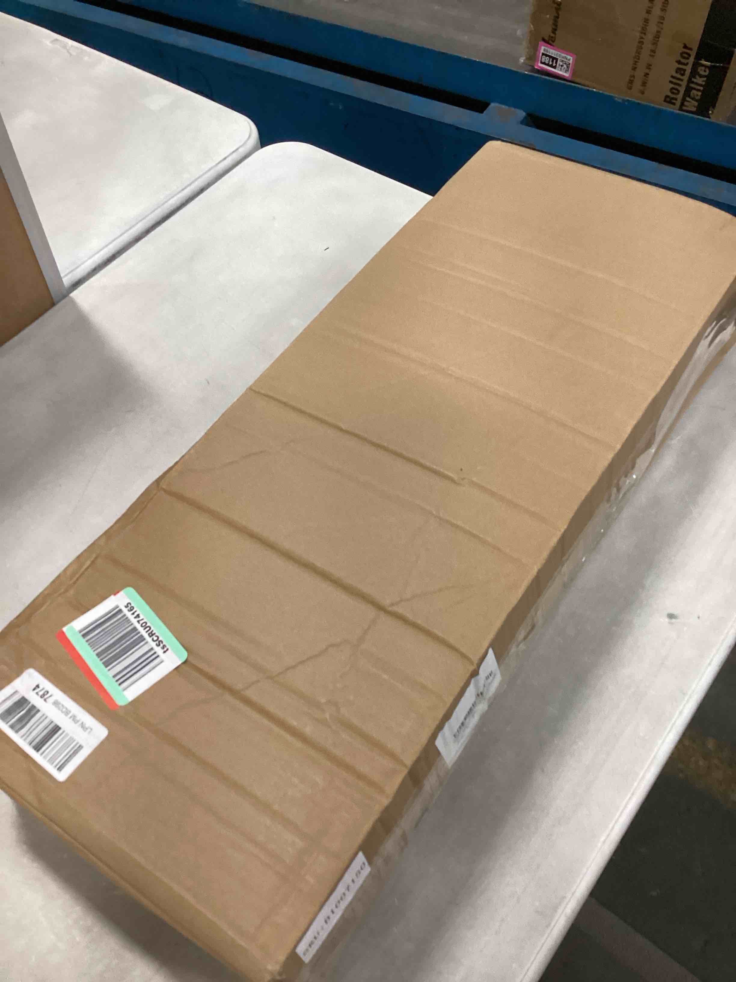 https://s3.amazonaws.com/lotting-images-prod/bidfta/TEA0246822_1727302501973.jpeg