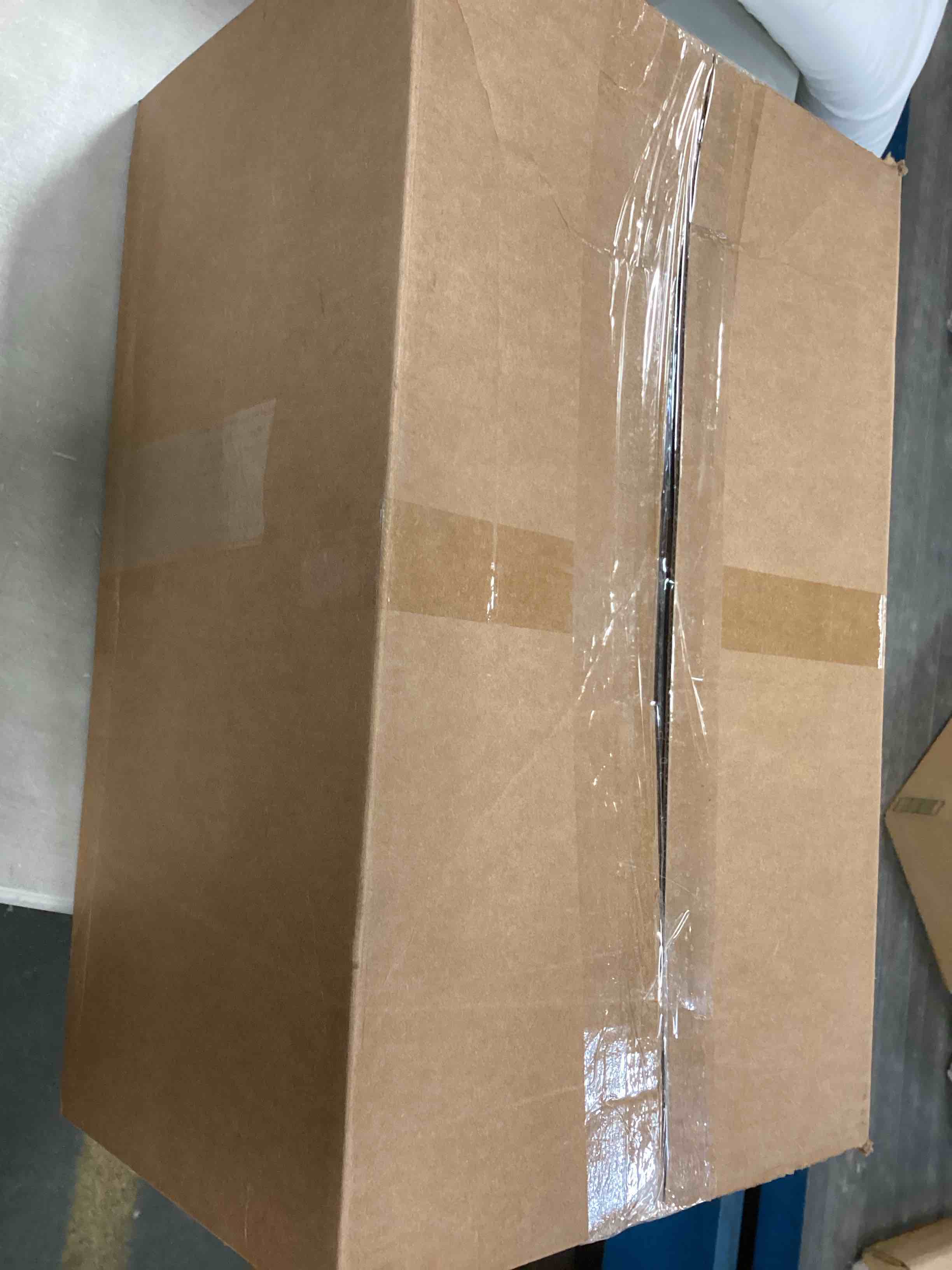https://s3.amazonaws.com/lotting-images-prod/bidfta/TEA0246845_1727300376418.jpeg