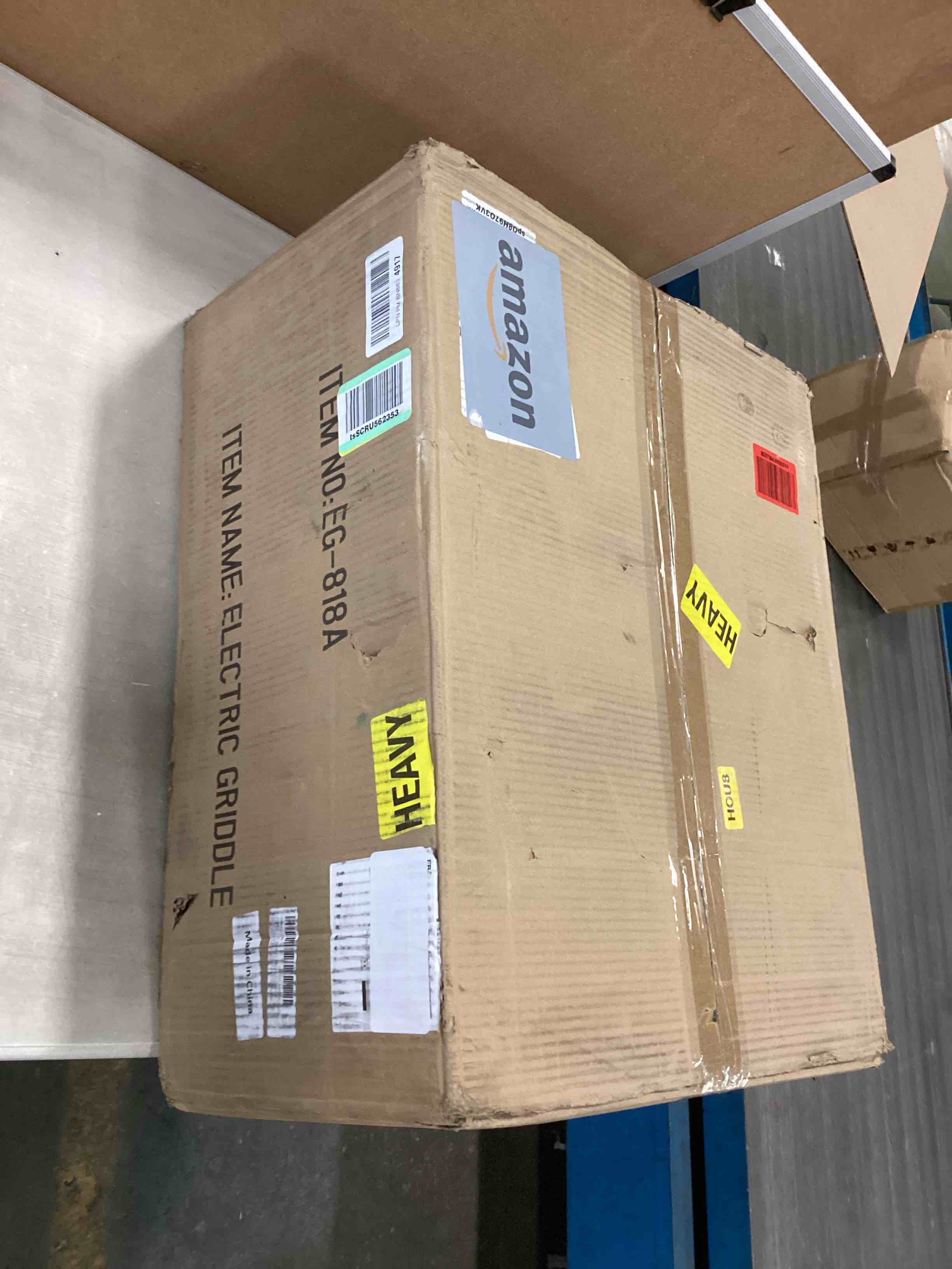 https://s3.amazonaws.com/lotting-images-prod/bidfta/TEA0247040_1727212350204.jpeg