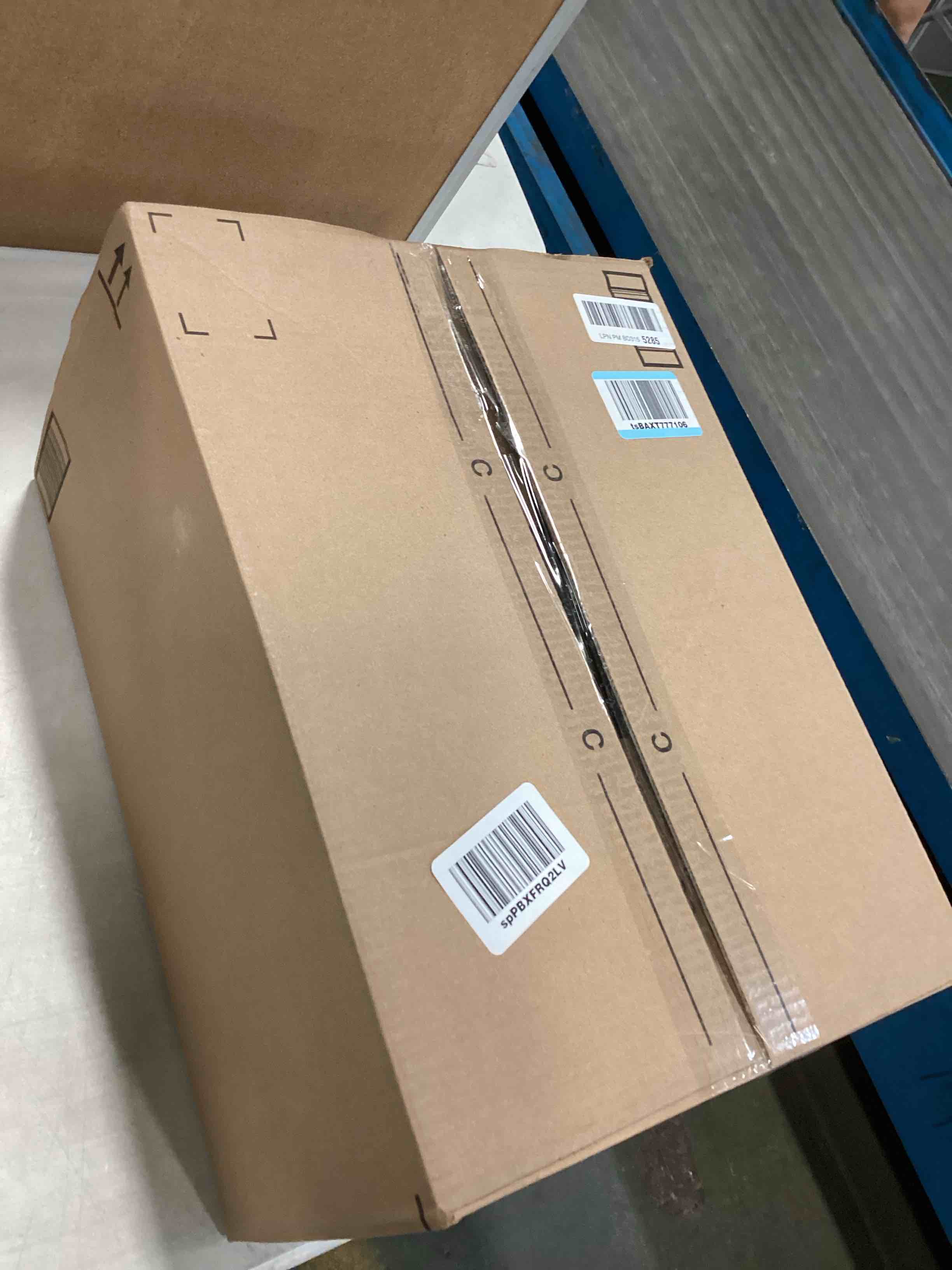 https://s3.amazonaws.com/lotting-images-prod/bidfta/TEA0247131_1726893420529.jpeg