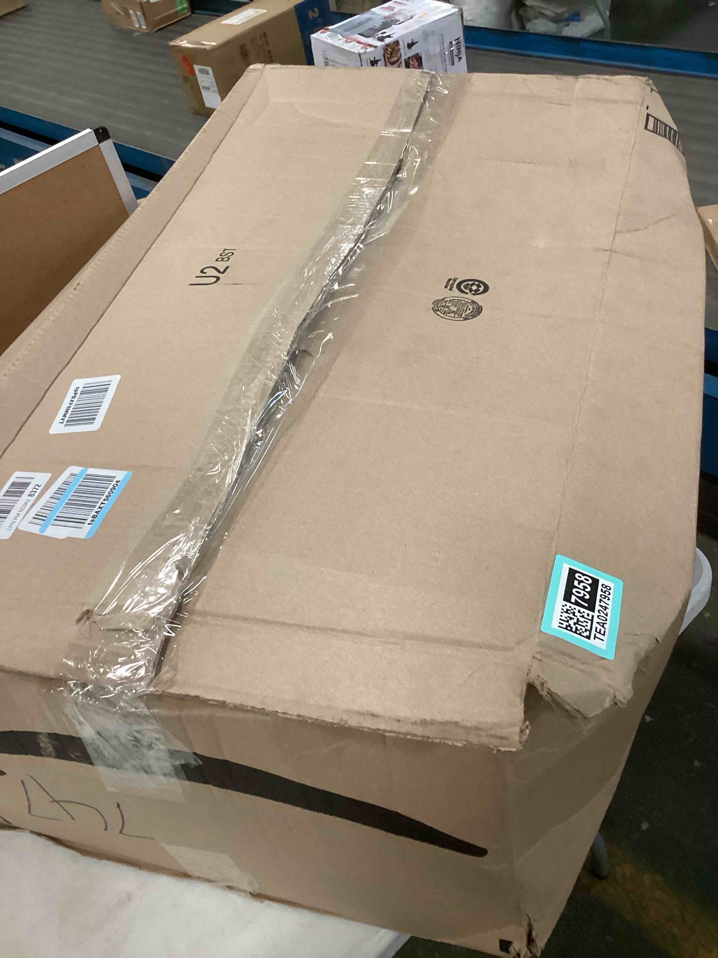 https://s3.amazonaws.com/lotting-images-prod/bidfta/TEA0247958_1726011749018.jpeg