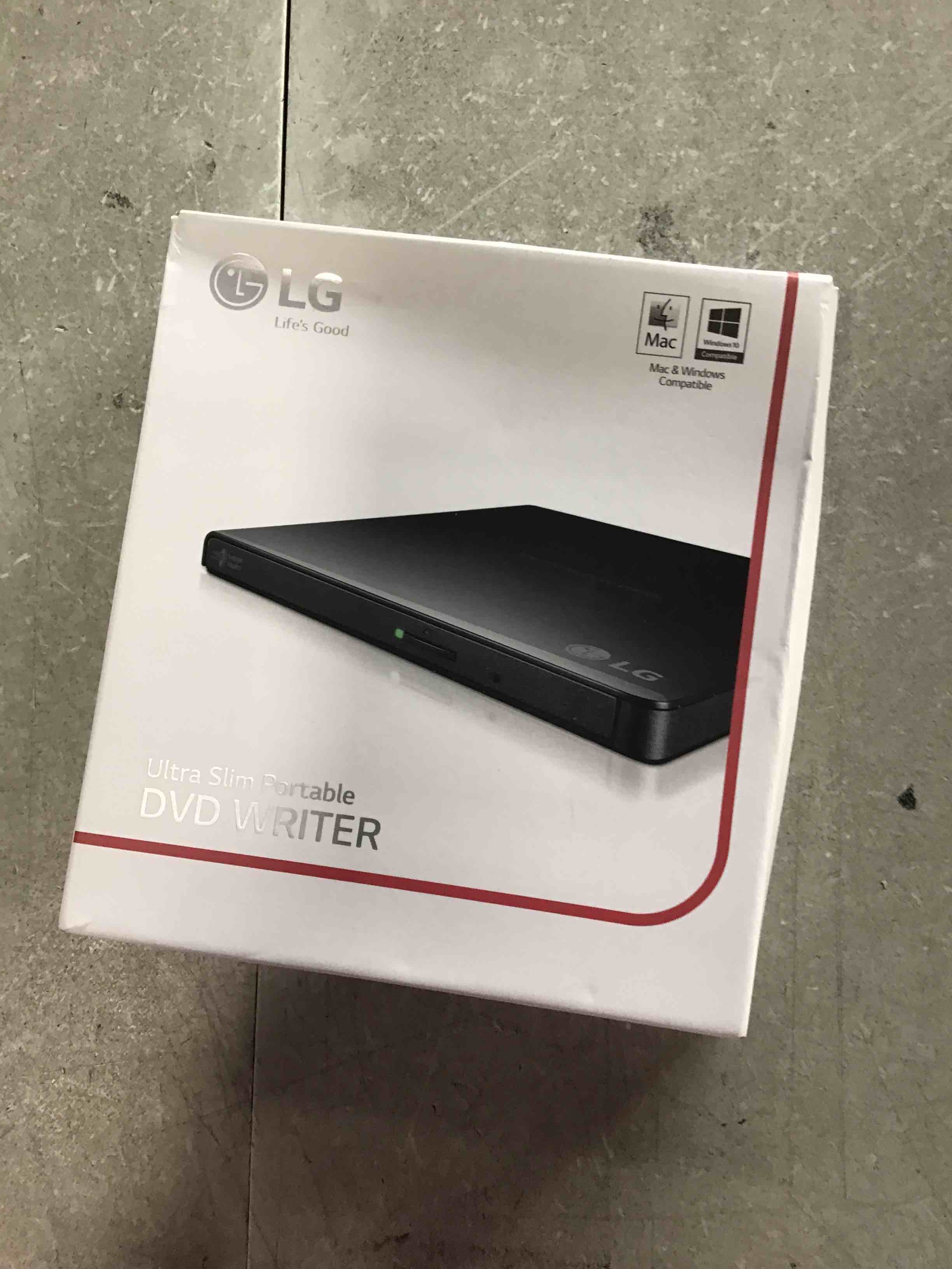 https://s3.amazonaws.com/lotting-images-prod/bidfta/TEA0248839_1726230546428.jpeg