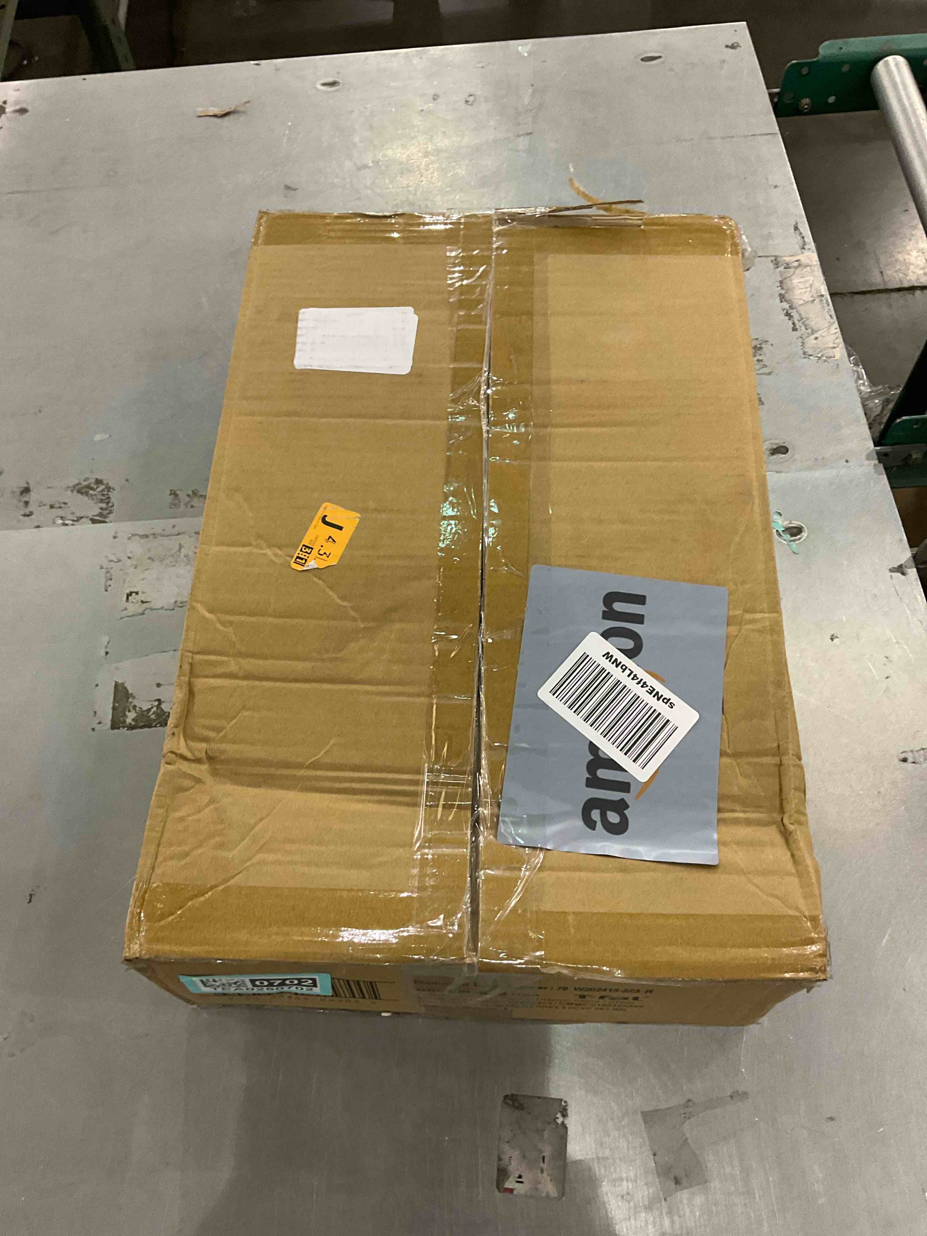 https://s3.amazonaws.com/lotting-images-prod/bidfta/TEA0250702_1727358785704.jpeg