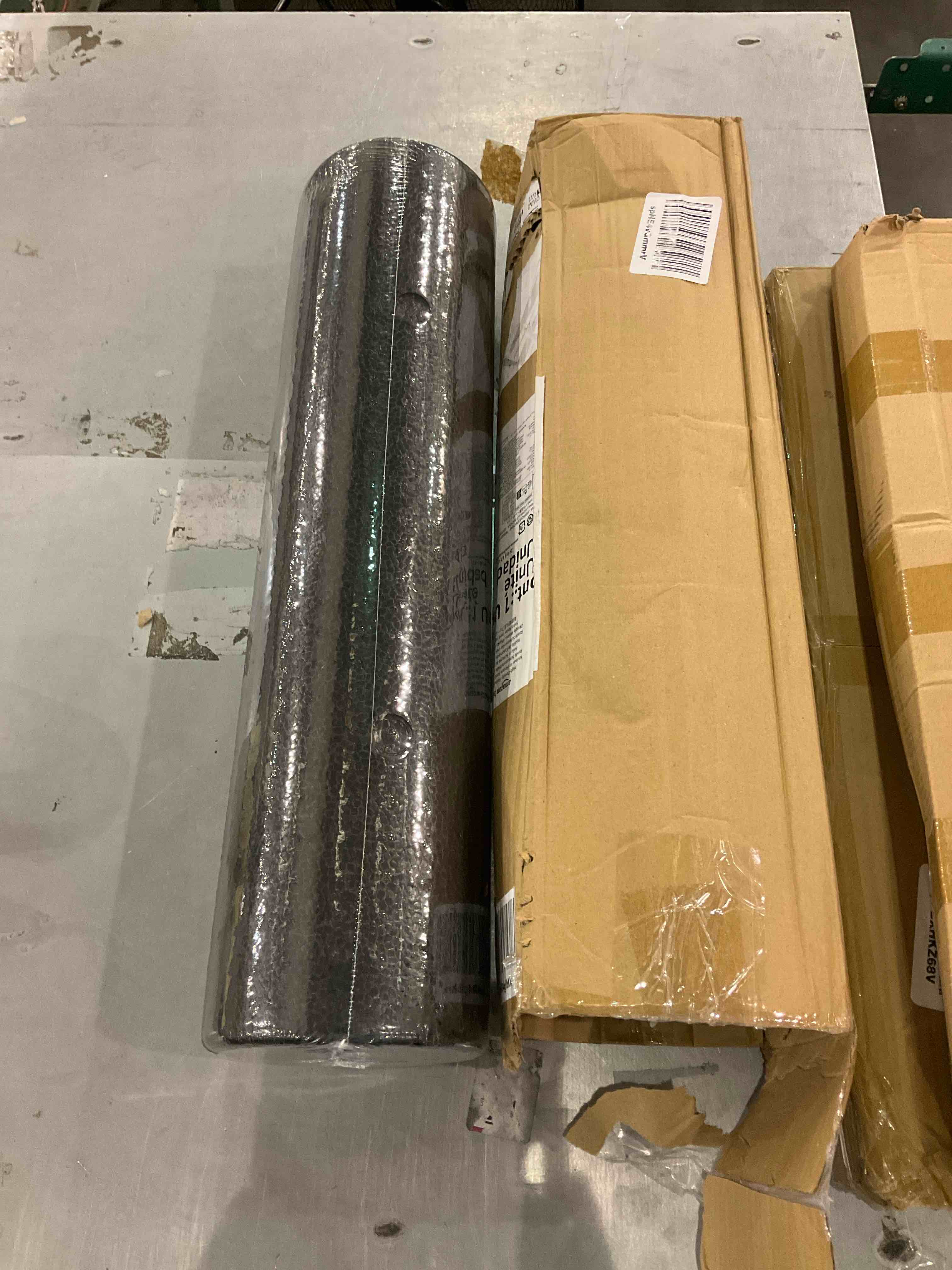 https://s3.amazonaws.com/lotting-images-prod/bidfta/TEA0250752_1727353520142.jpeg