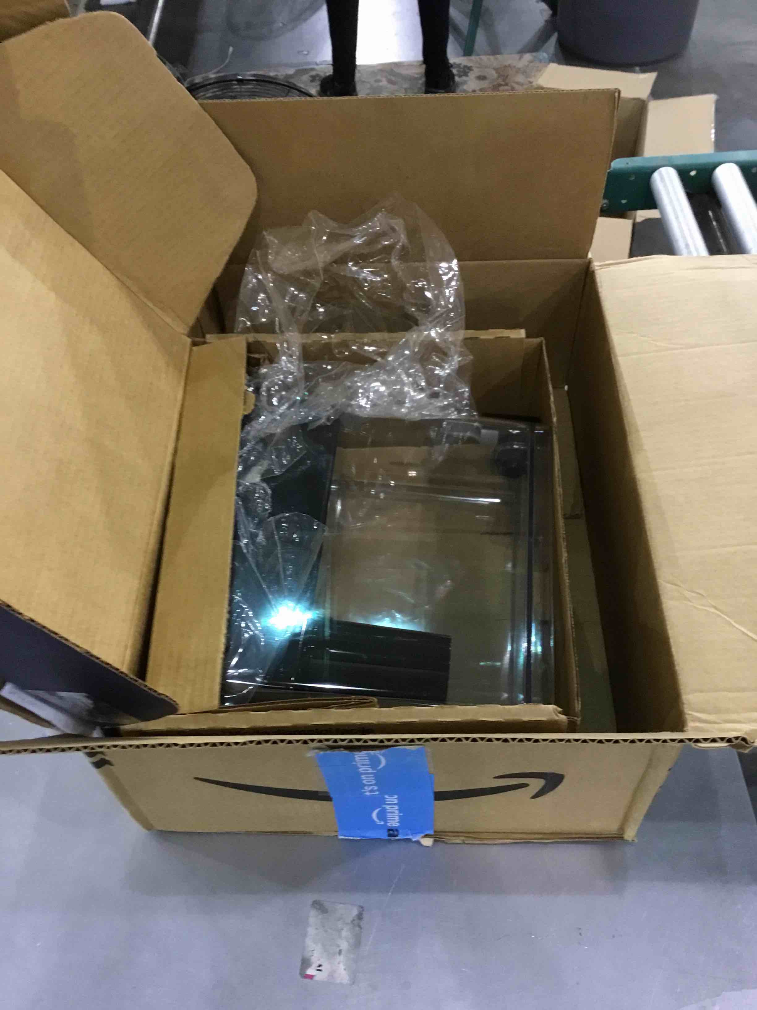 https://s3.amazonaws.com/lotting-images-prod/bidfta/TEA0250995_1727260276907.jpeg