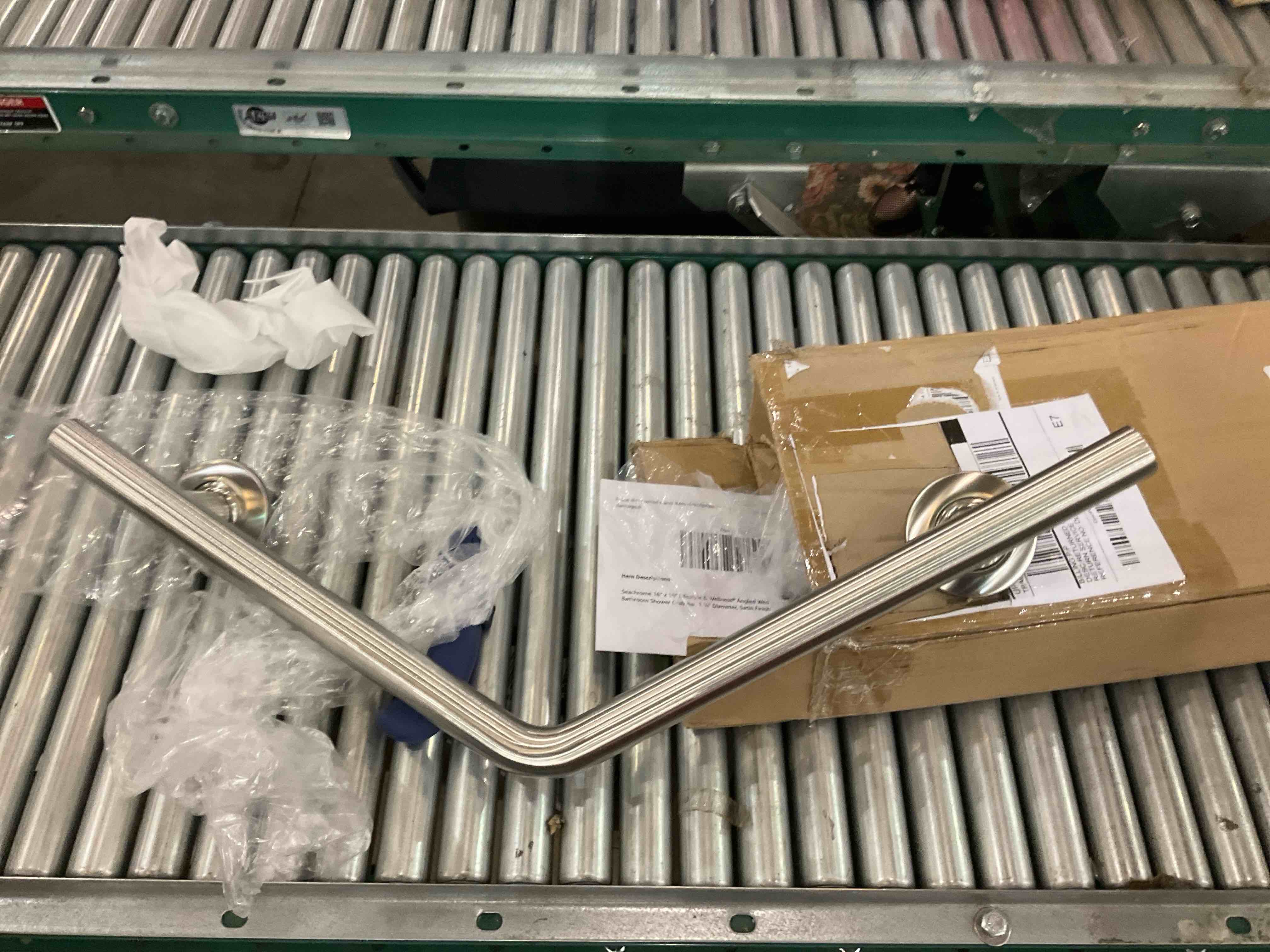 https://s3.amazonaws.com/lotting-images-prod/bidfta/TEA0251388_1726756231320.jpeg