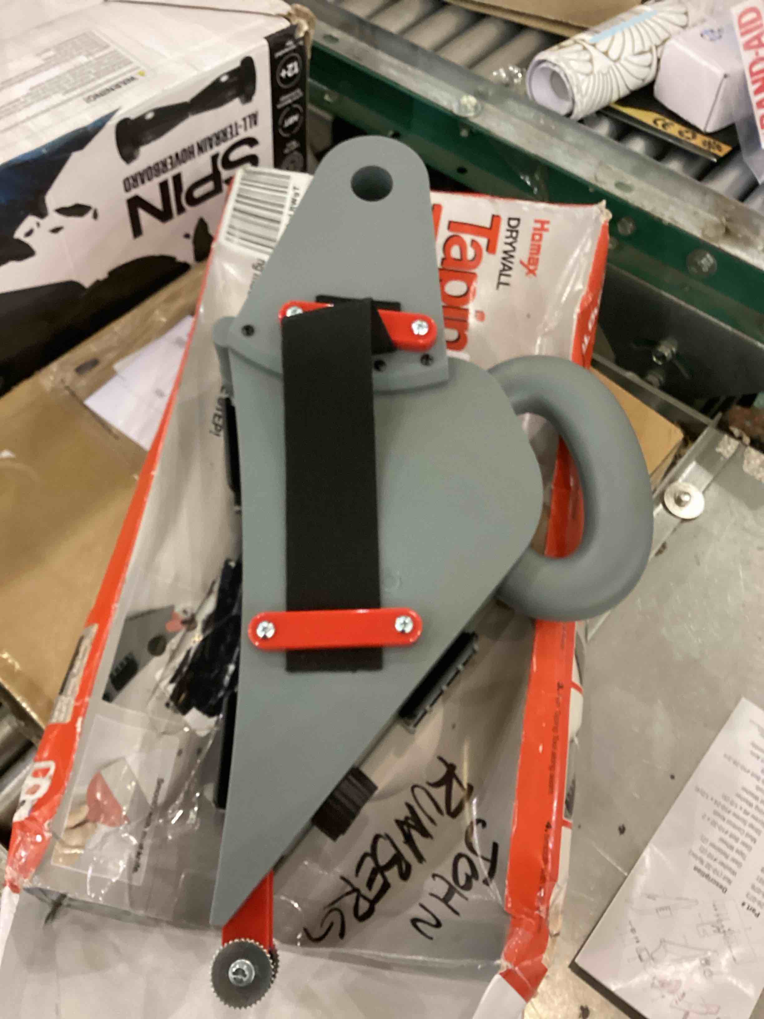 Homax Drywall Tape and Mud Dispenser Tool, Silver and Black