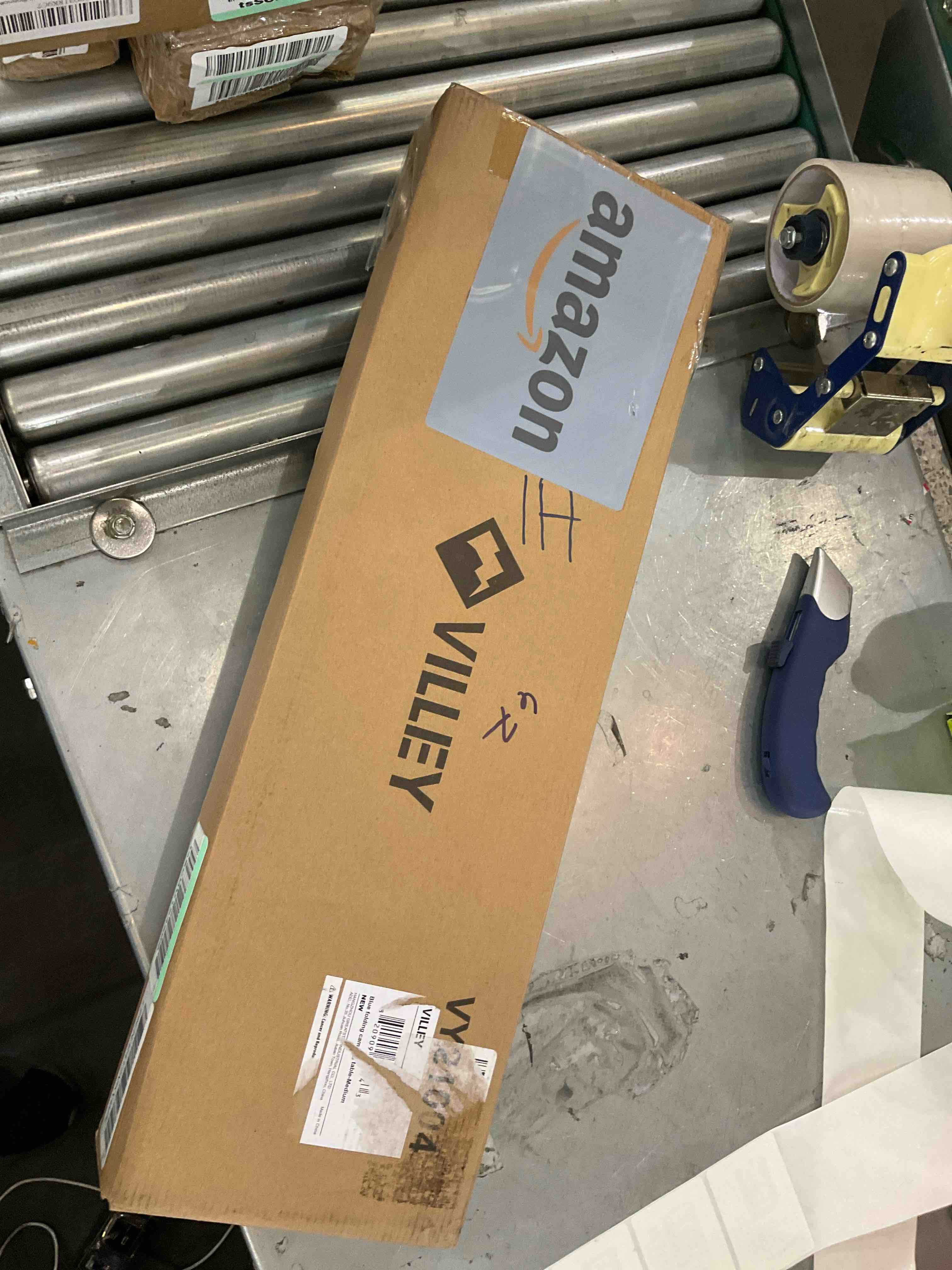 https://s3.amazonaws.com/lotting-images-prod/bidfta/TEA0251726_1726506226943.jpeg