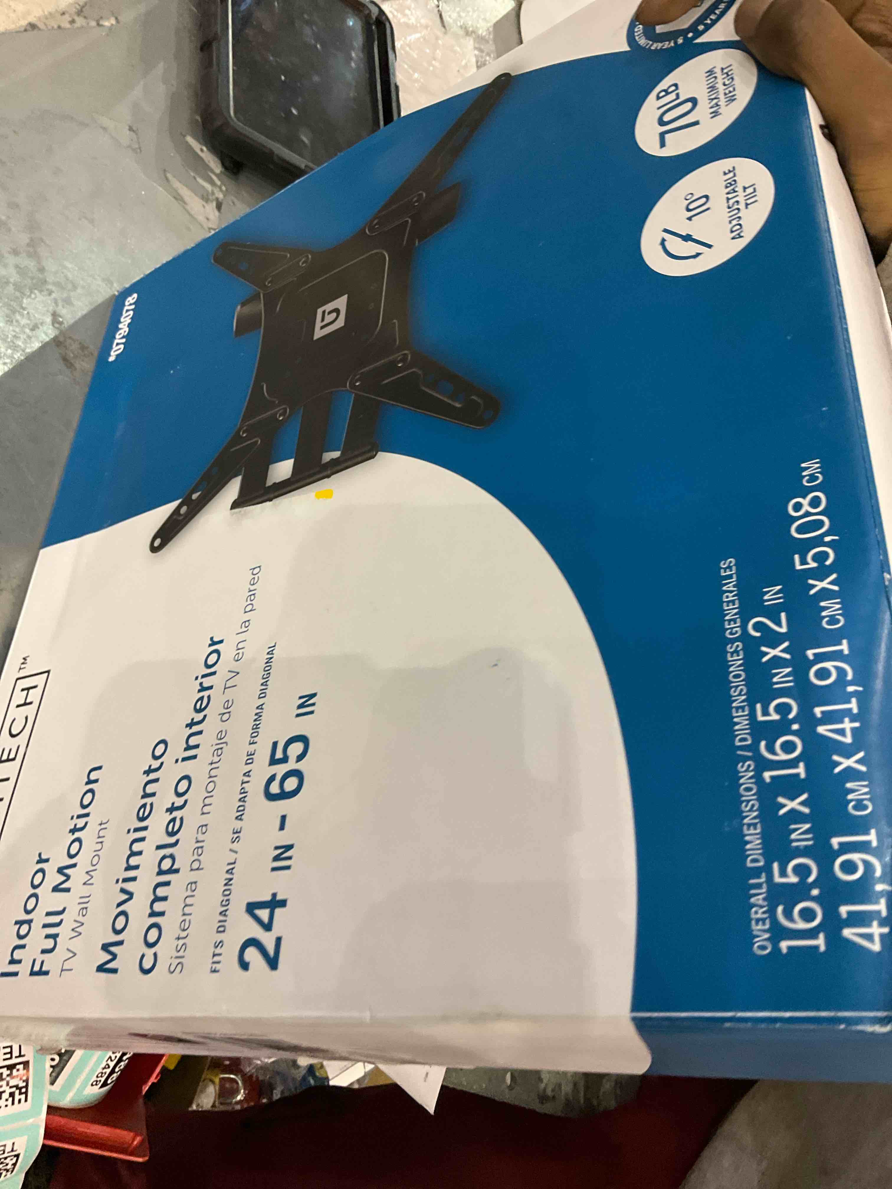 https://s3.amazonaws.com/lotting-images-prod/bidfta/TEA0252496_1730838221109.jpeg