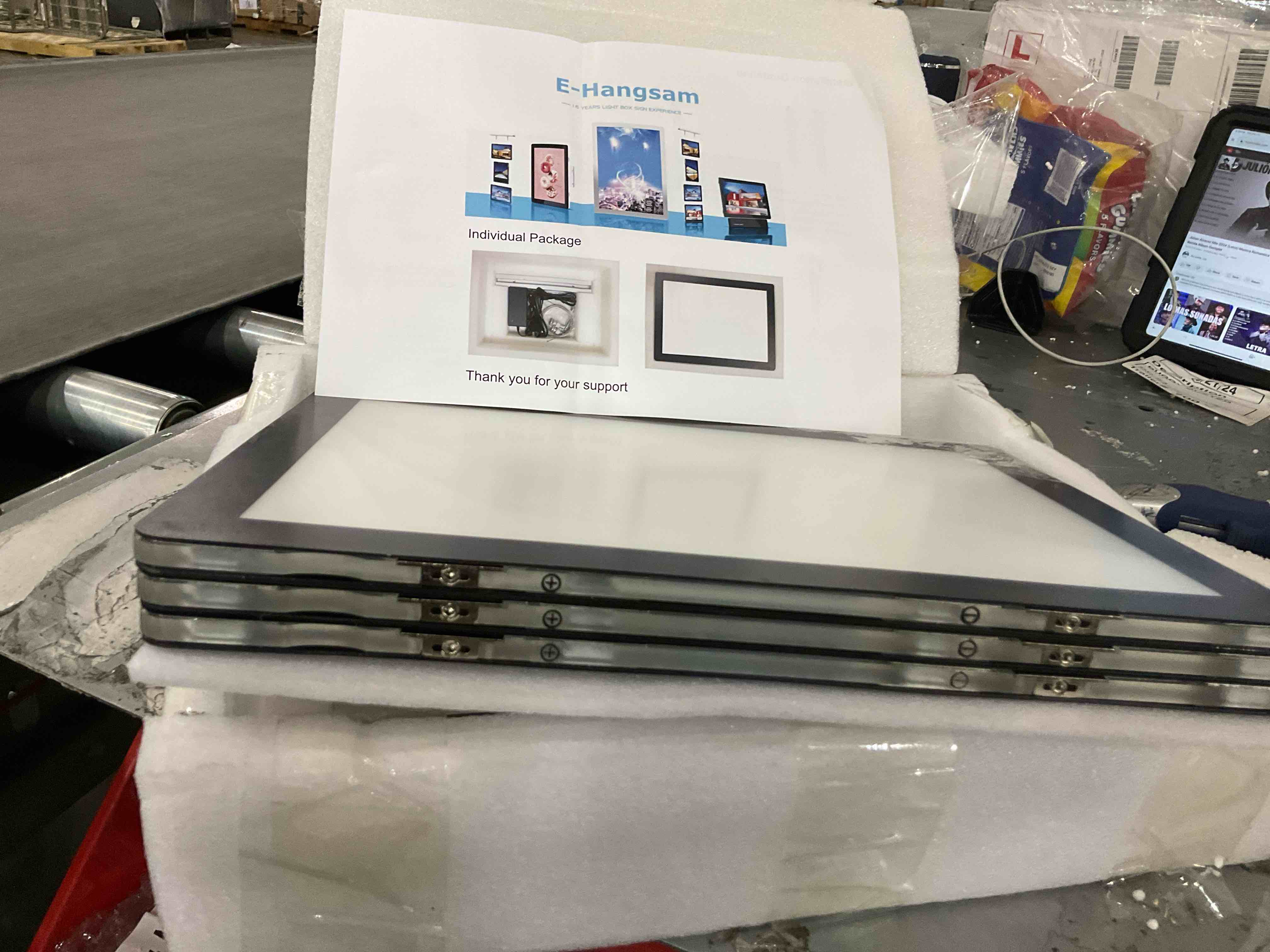https://s3.amazonaws.com/lotting-images-prod/bidfta/TEA0253247_1730385597171.jpeg