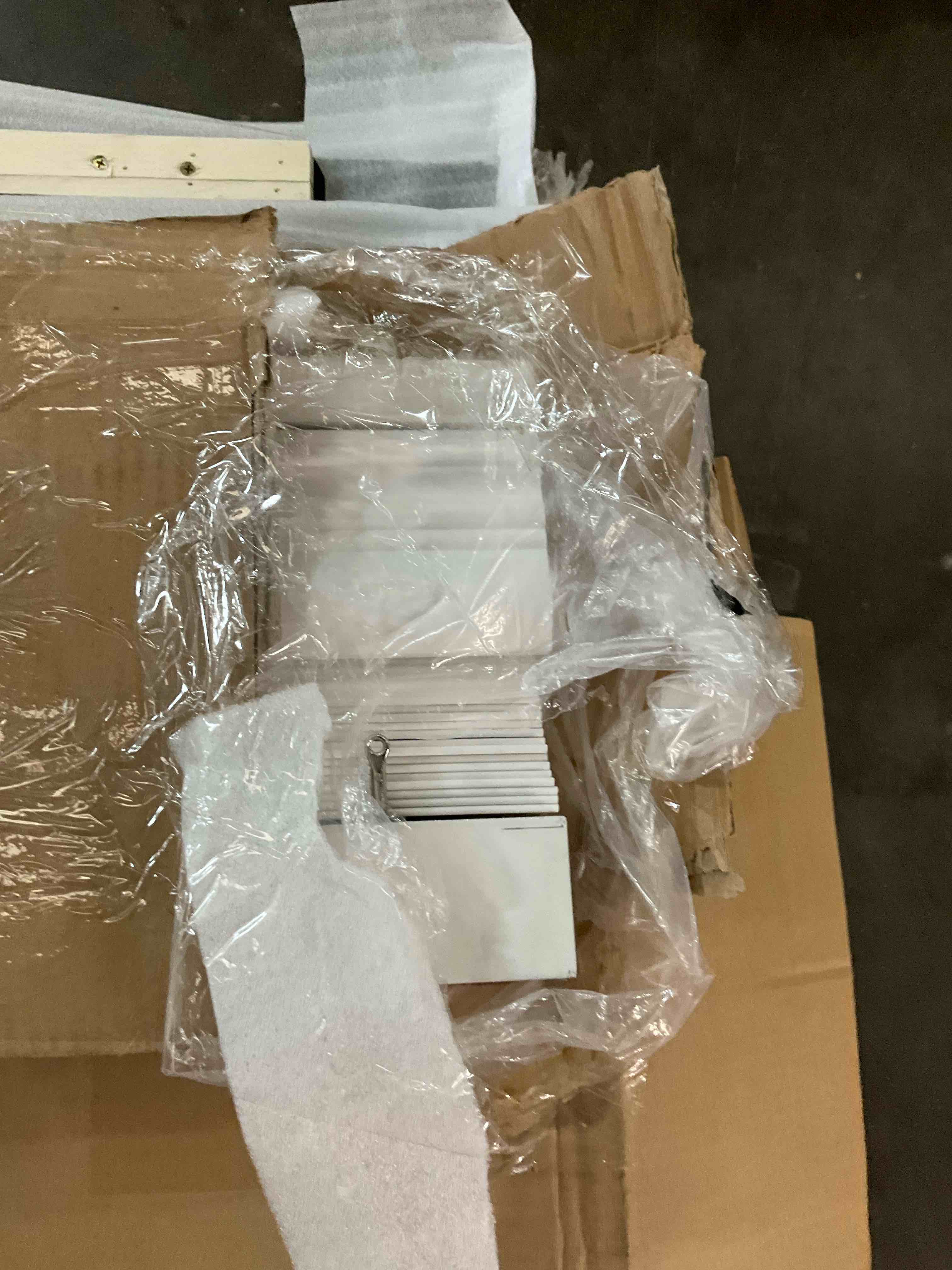 https://s3.amazonaws.com/lotting-images-prod/bidfta/TEA0254631_1732044966726.jpeg