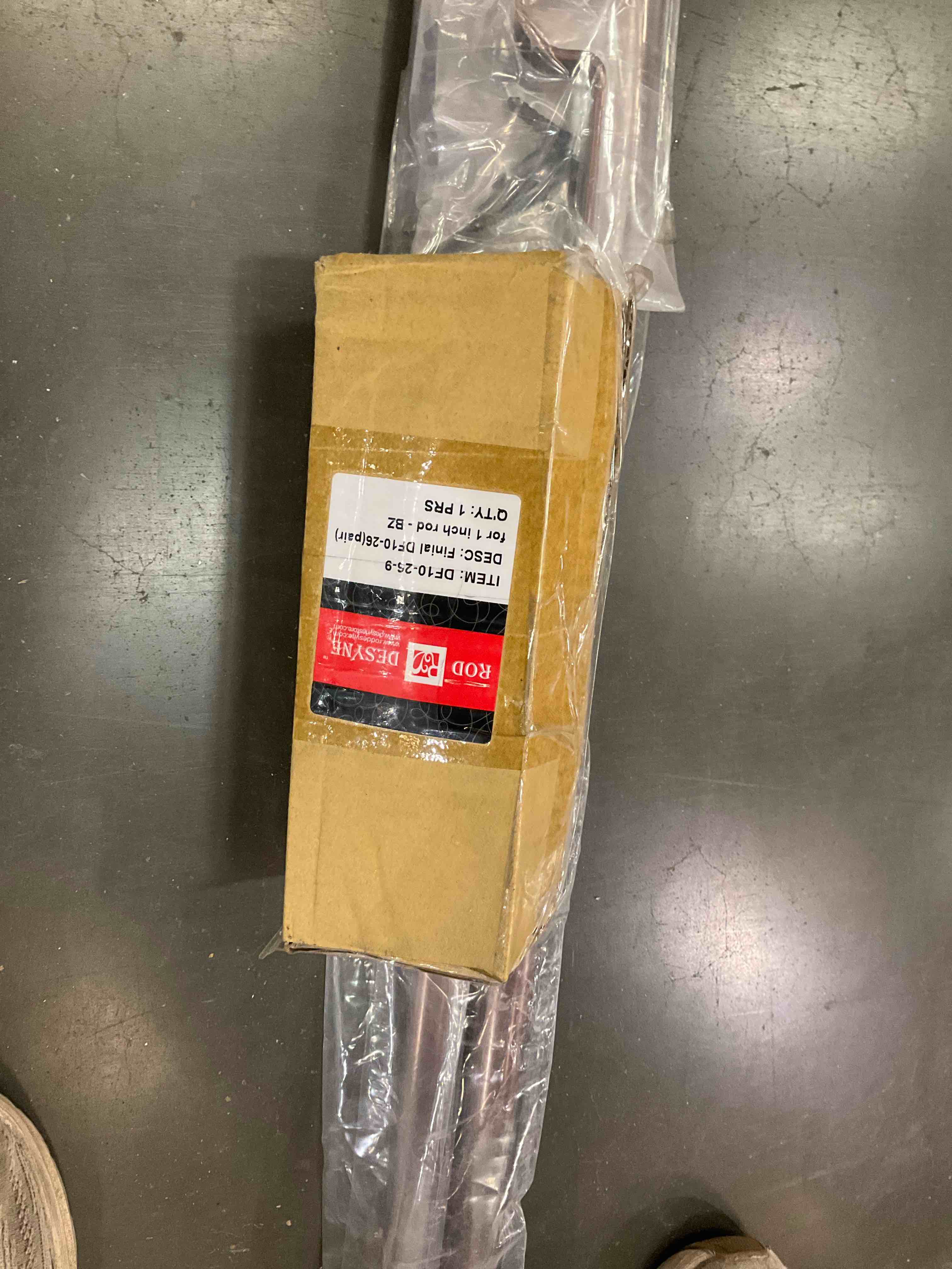 https://s3.amazonaws.com/lotting-images-prod/bidfta/TEA0255255_1728920129539.jpeg