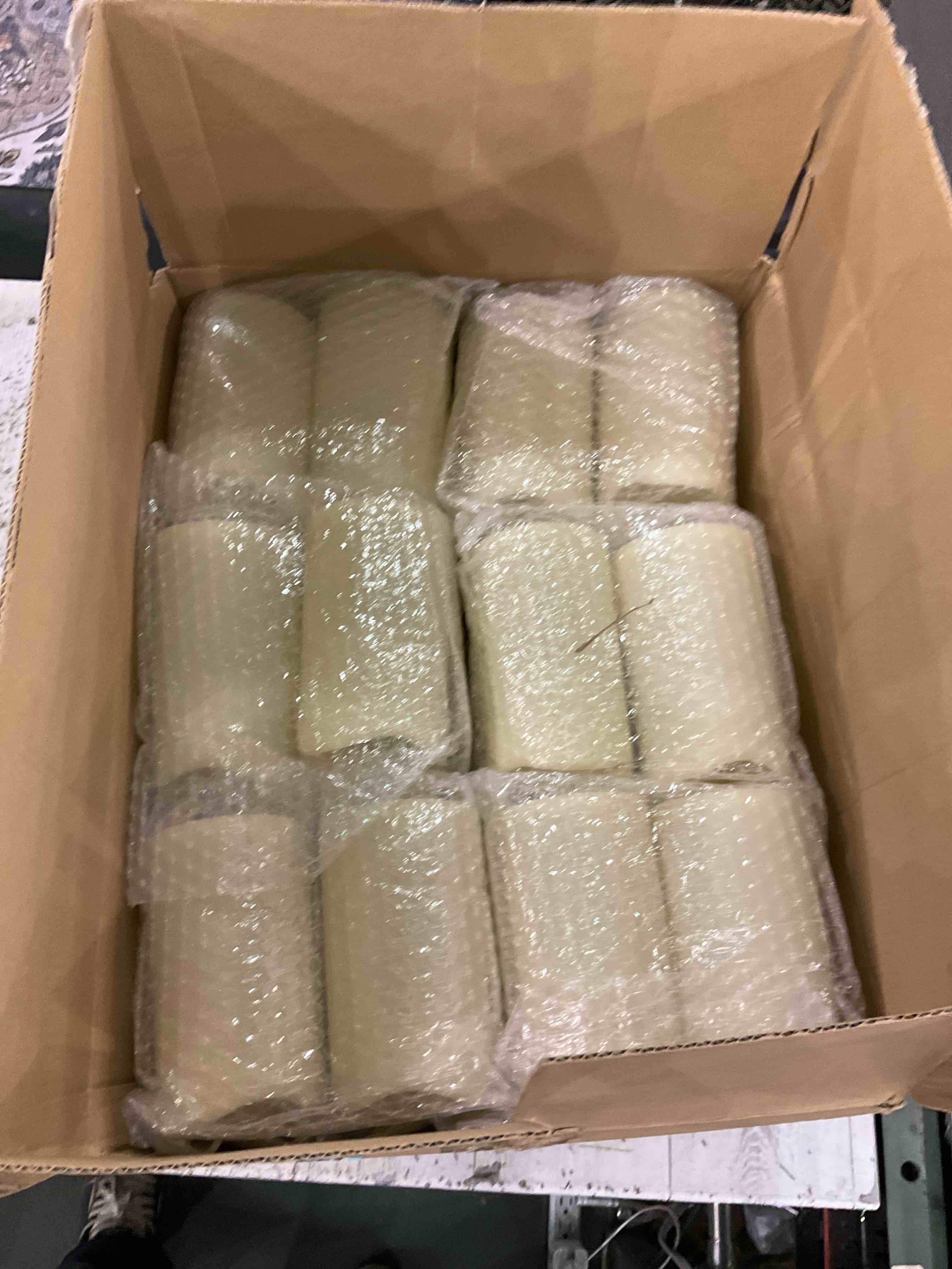 https://s3.amazonaws.com/lotting-images-prod/bidfta/TEA0255294_1727177924411.jpeg