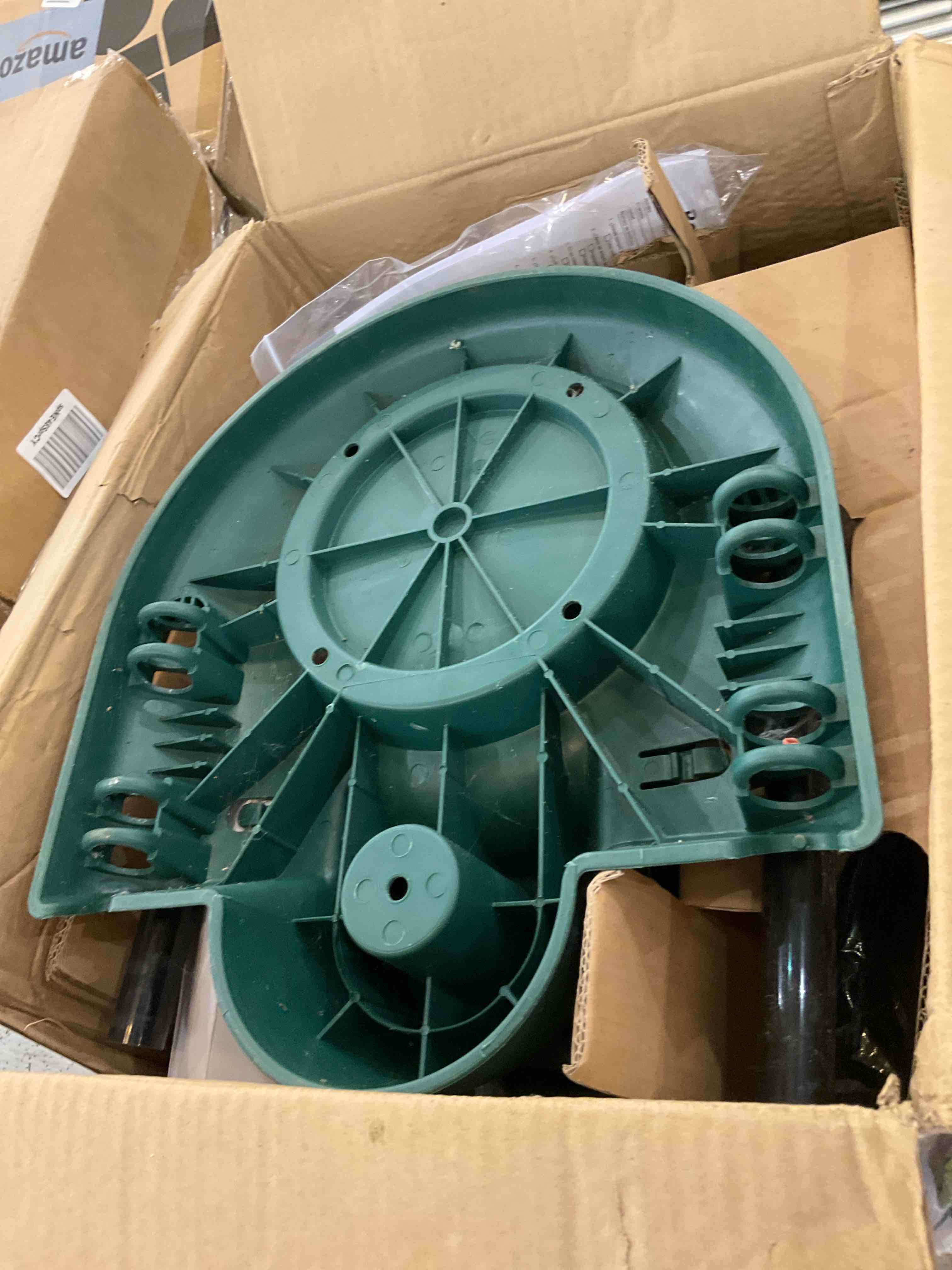 Mosquito Magnet MM4200B Patriot Plus Mosquito and Flying Insect Trap and Killer - Protects Up to 1 Acre, Black