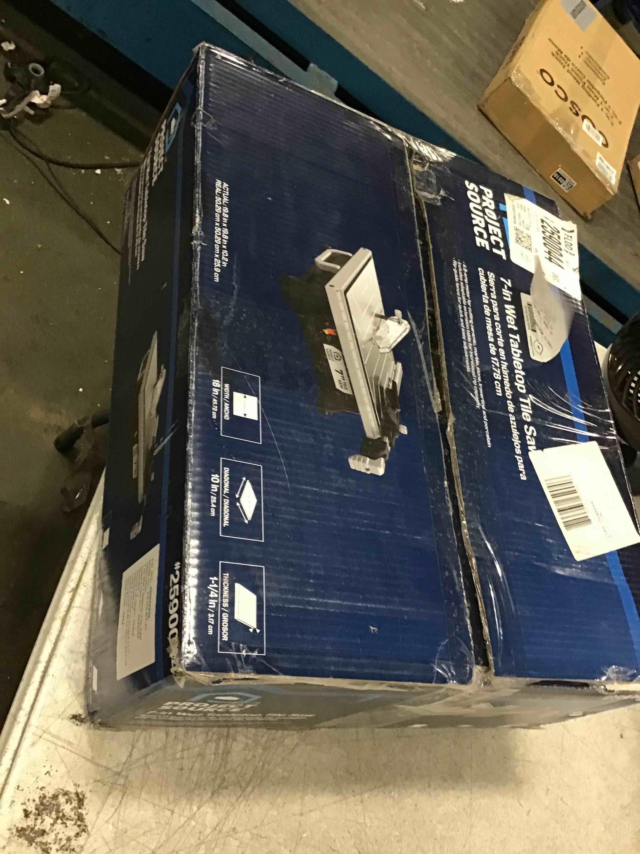 https://s3.amazonaws.com/lotting-images-prod/bidfta/TEA0256187_1727351745405.jpeg
