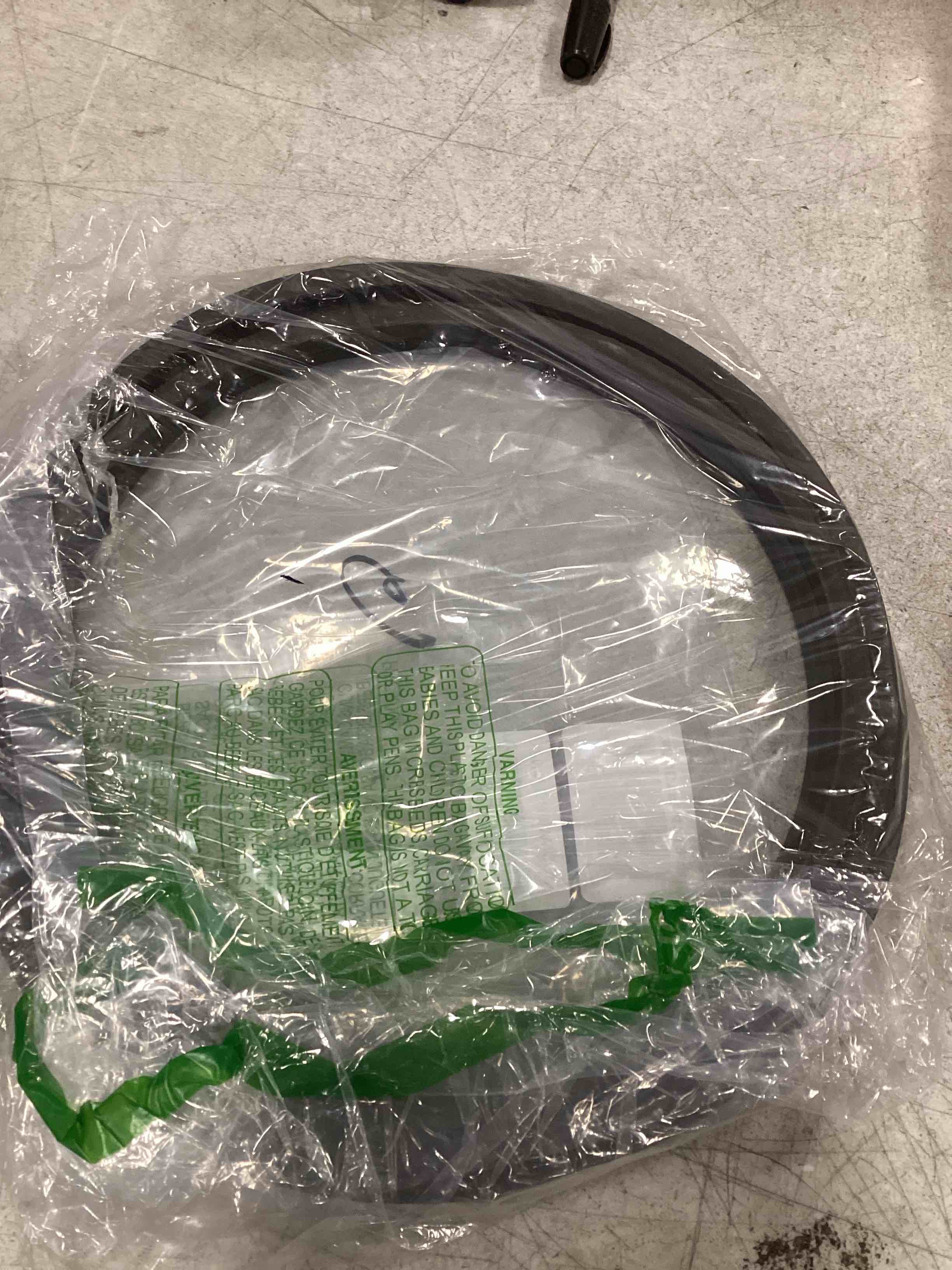 https://s3.amazonaws.com/lotting-images-prod/bidfta/TEA0256812_1726918417862.jpeg