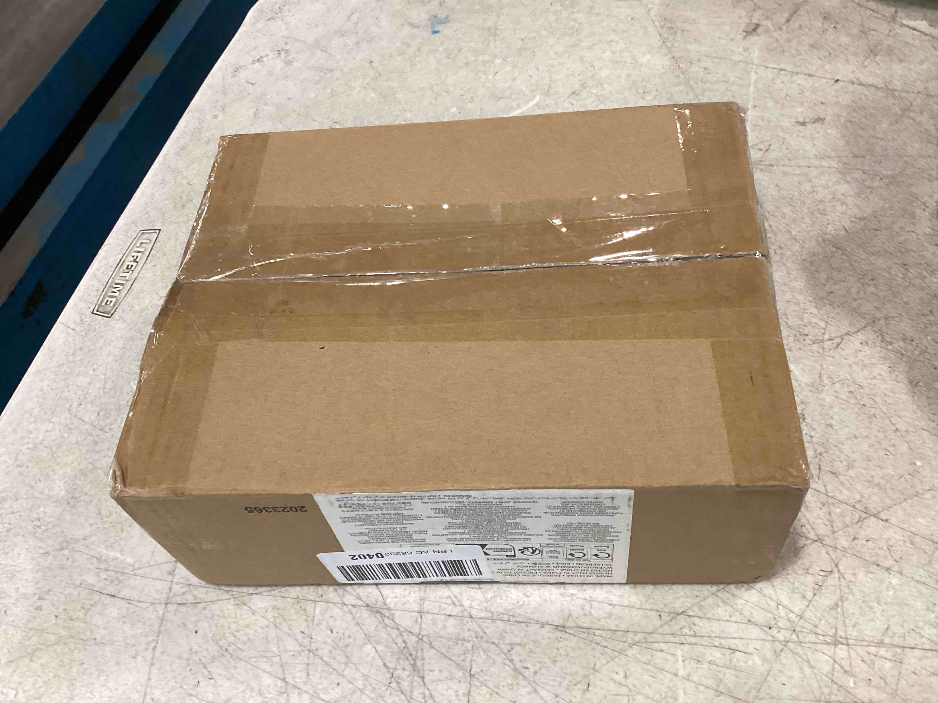 https://s3.amazonaws.com/lotting-images-prod/bidfta/TEA0256831_1726863087959.jpeg